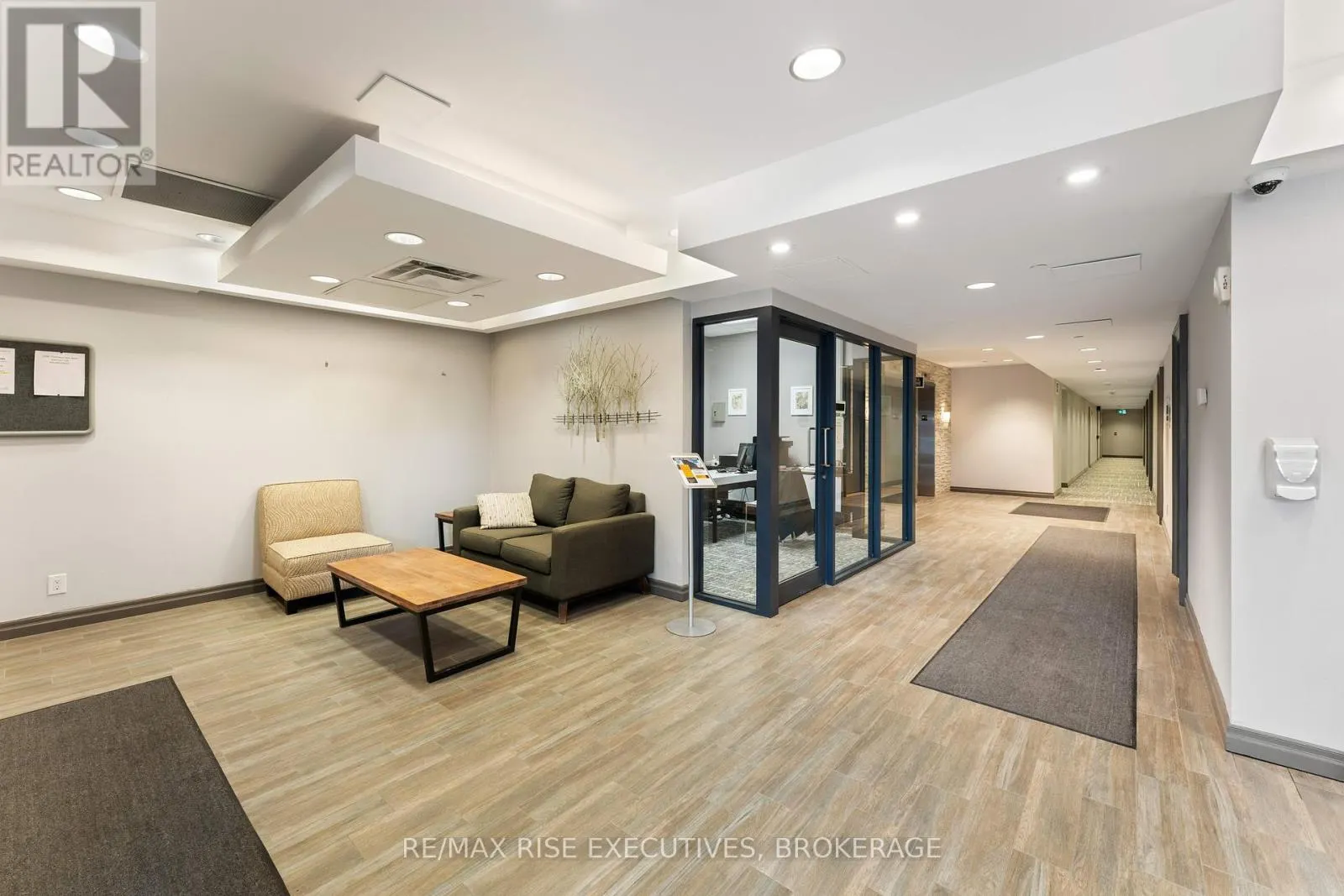 809 - 121 QUEEN STREET, #809