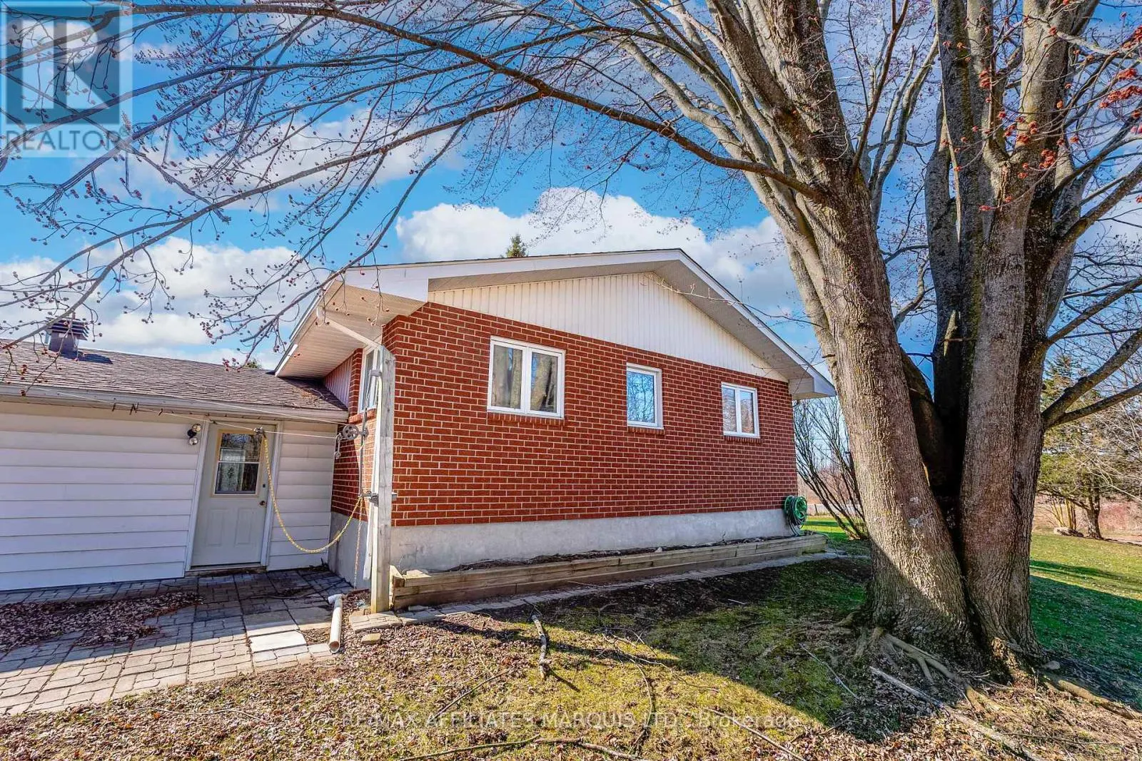 10984 COUNTY RD 2 ROAD