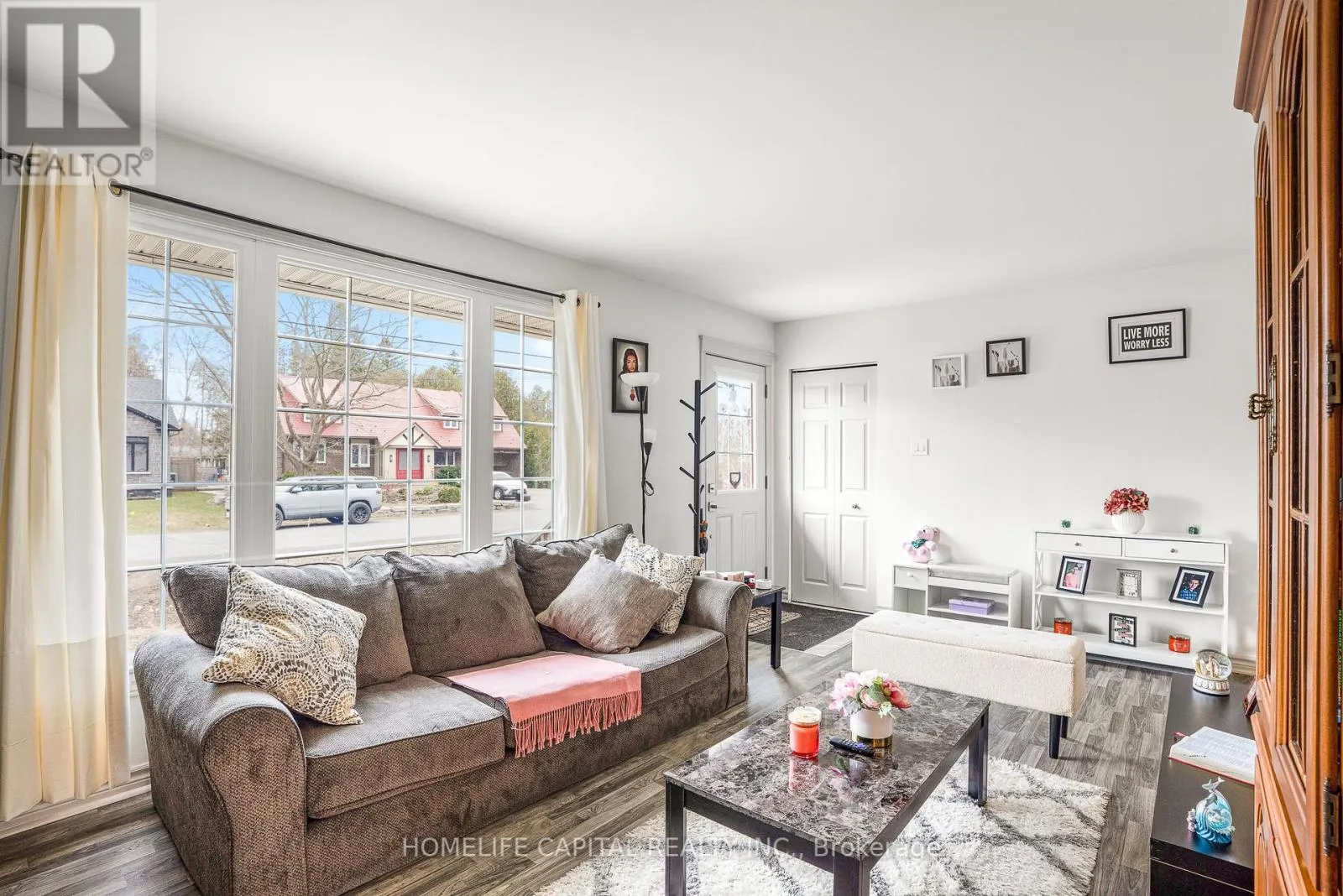 43 A NORWAY SPRUCE STREET