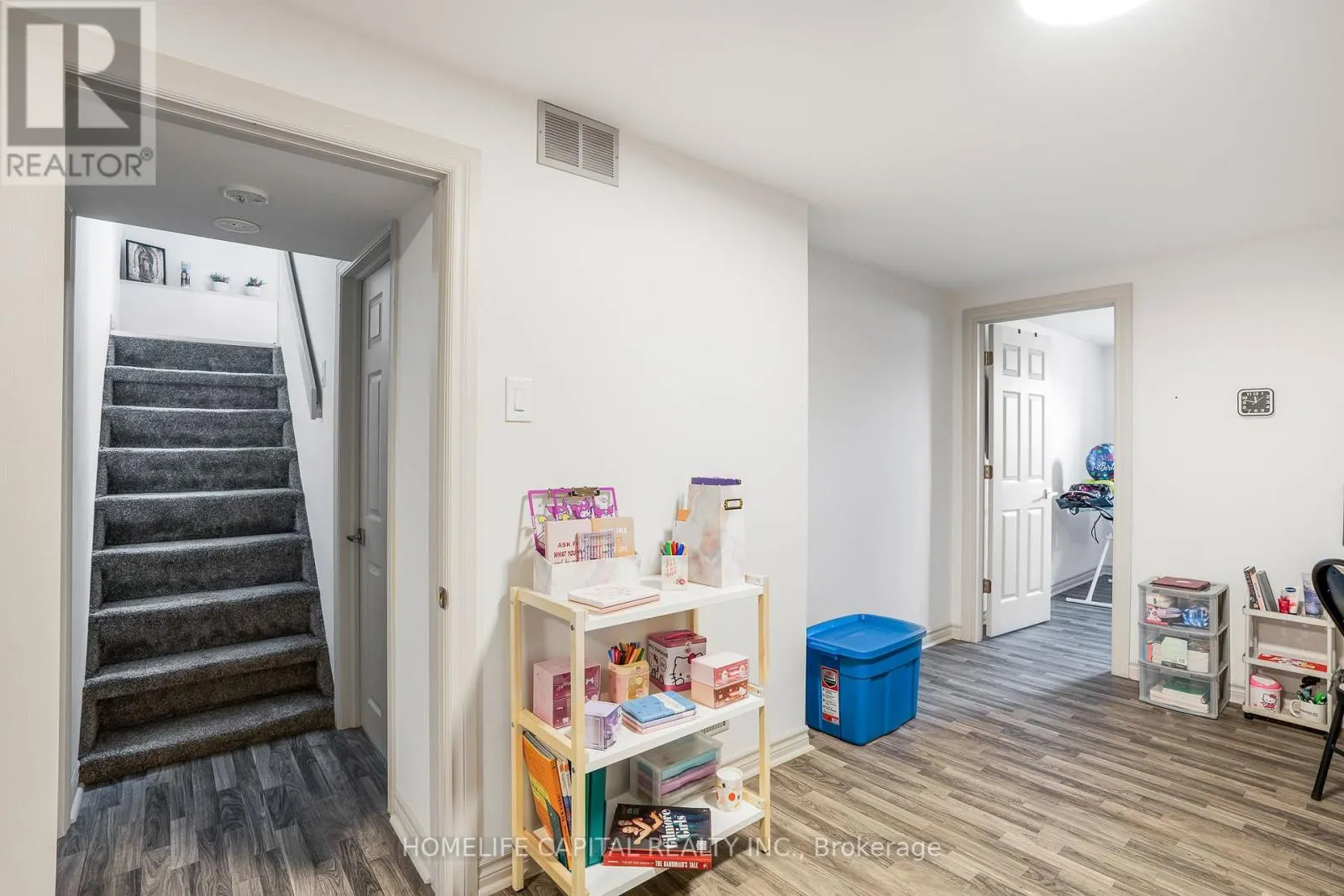 43 A NORWAY SPRUCE STREET