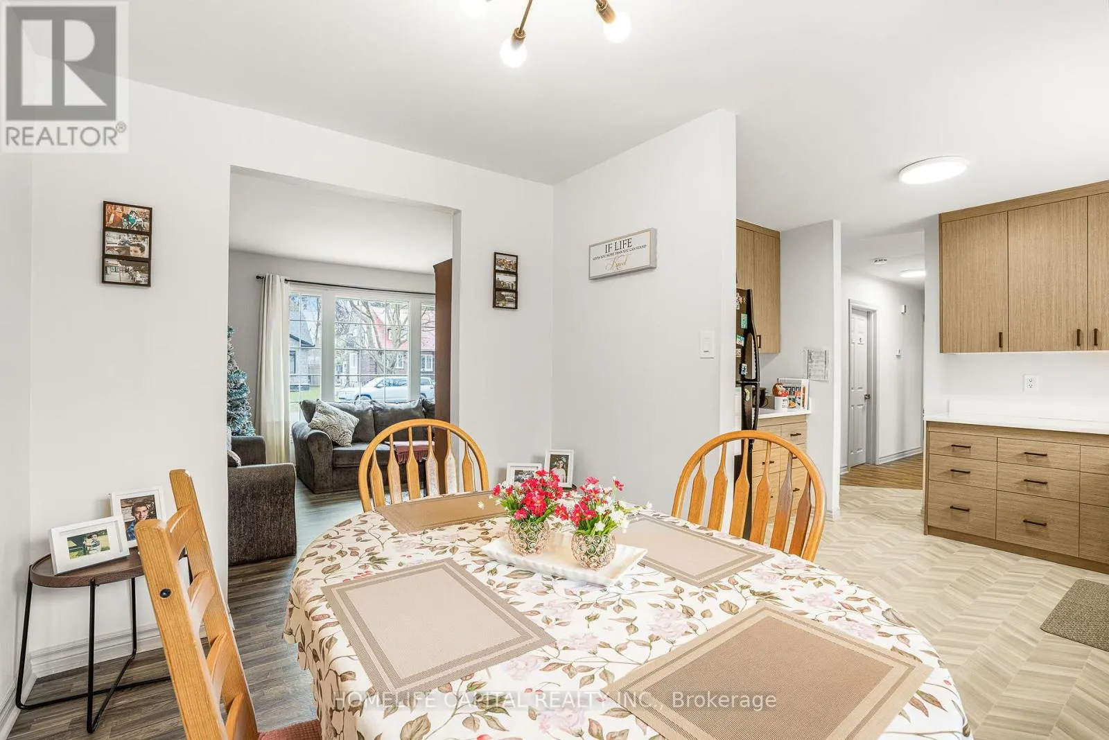 43 A NORWAY SPRUCE STREET