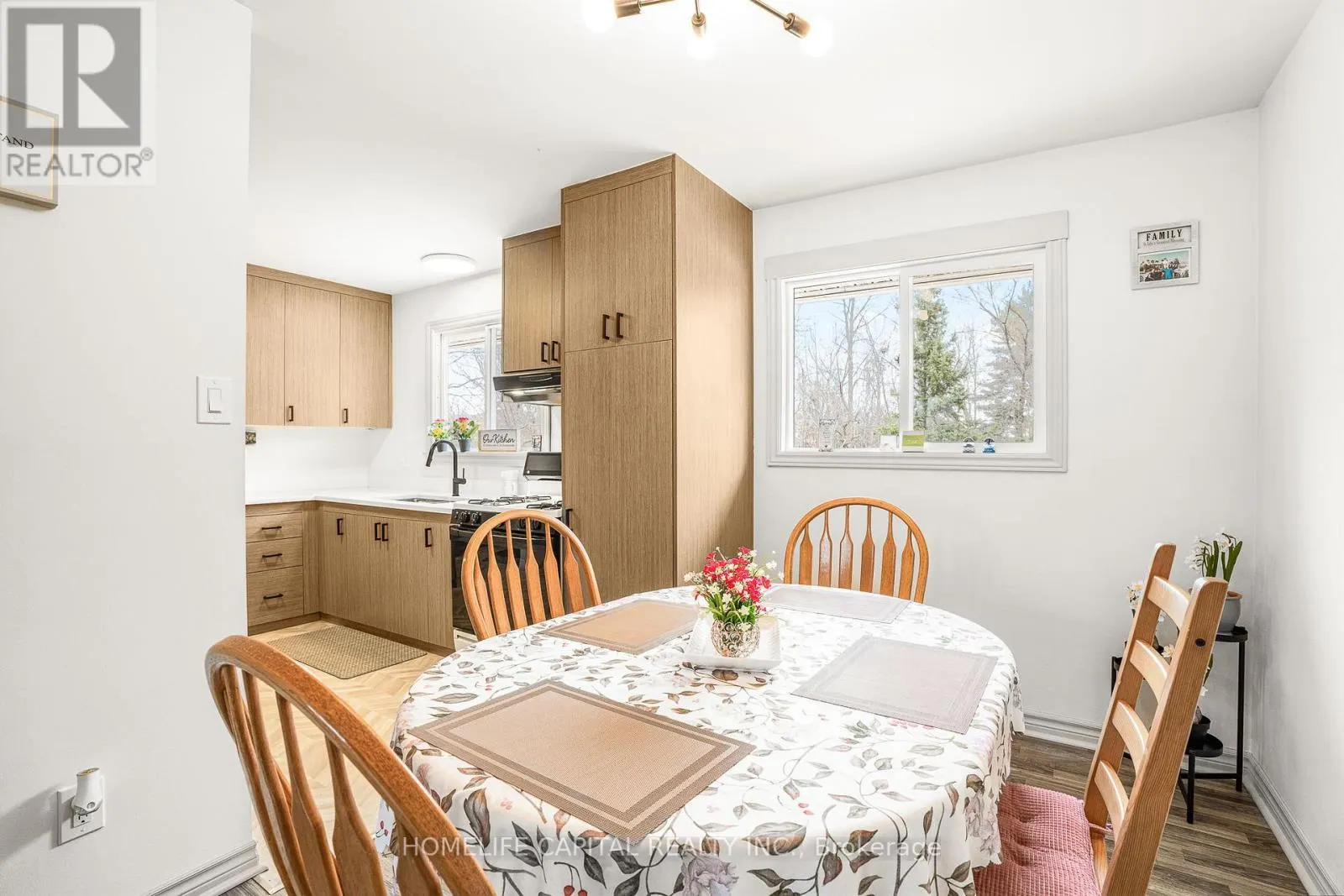 43 A NORWAY SPRUCE STREET