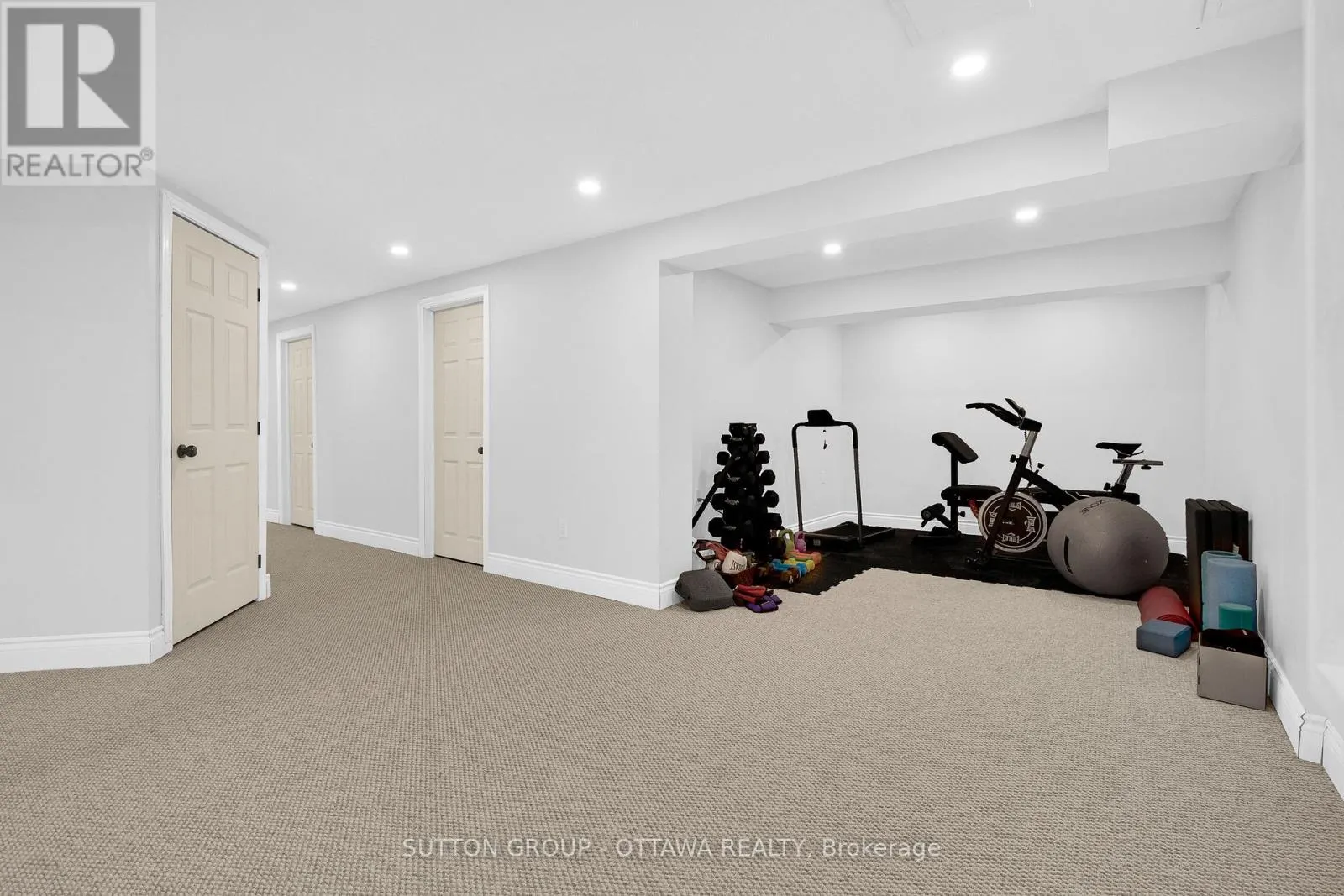 13 WEATHERWOOD CRESCENT