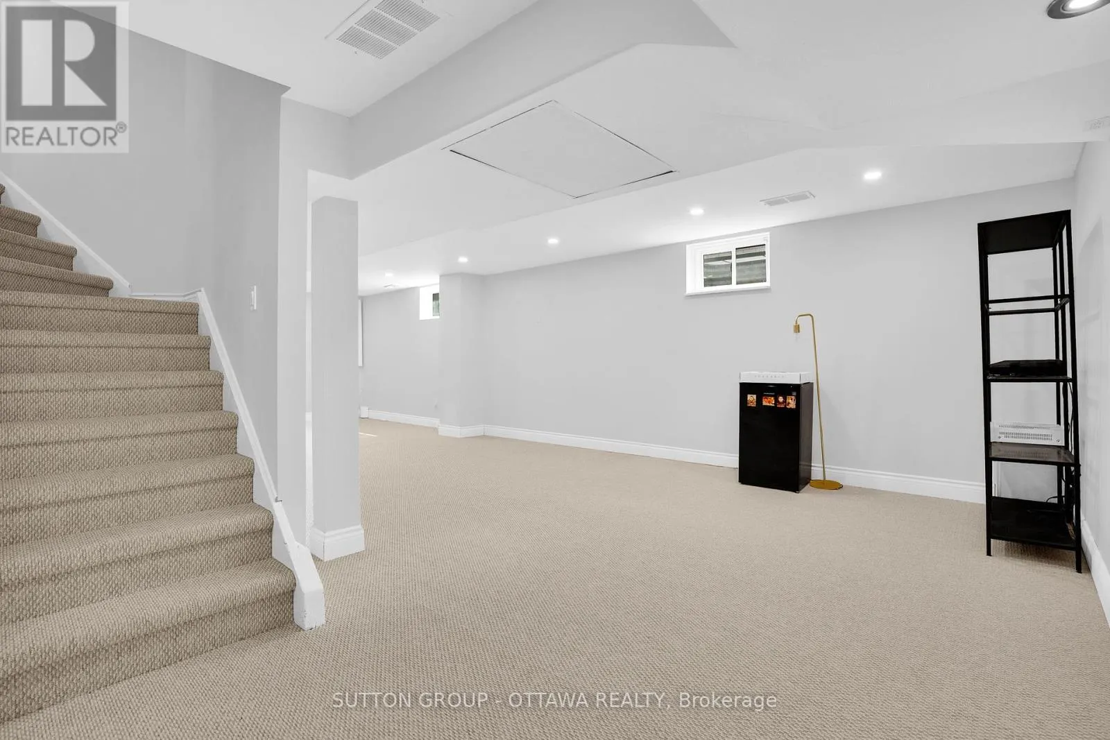 13 WEATHERWOOD CRESCENT