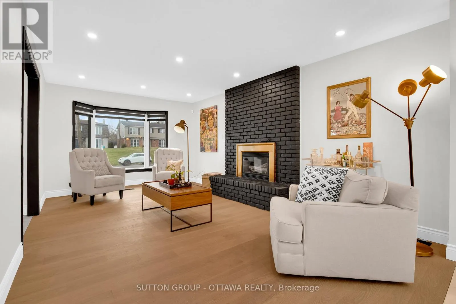 13 WEATHERWOOD CRESCENT