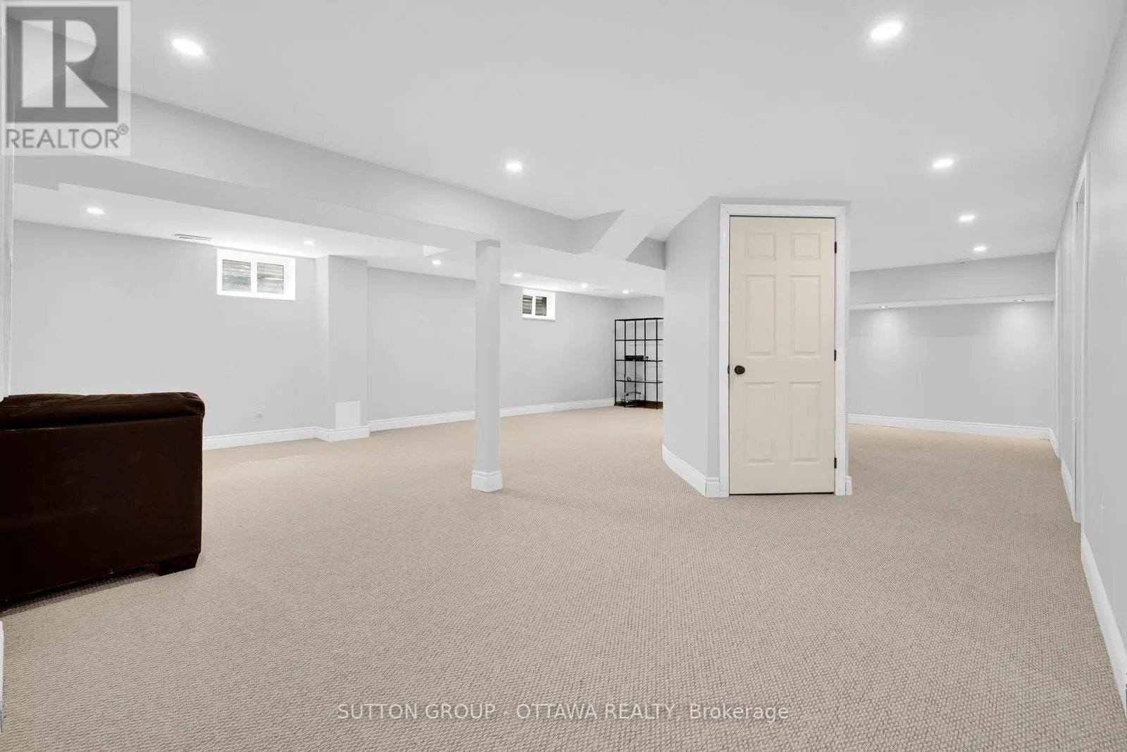 13 WEATHERWOOD CRESCENT