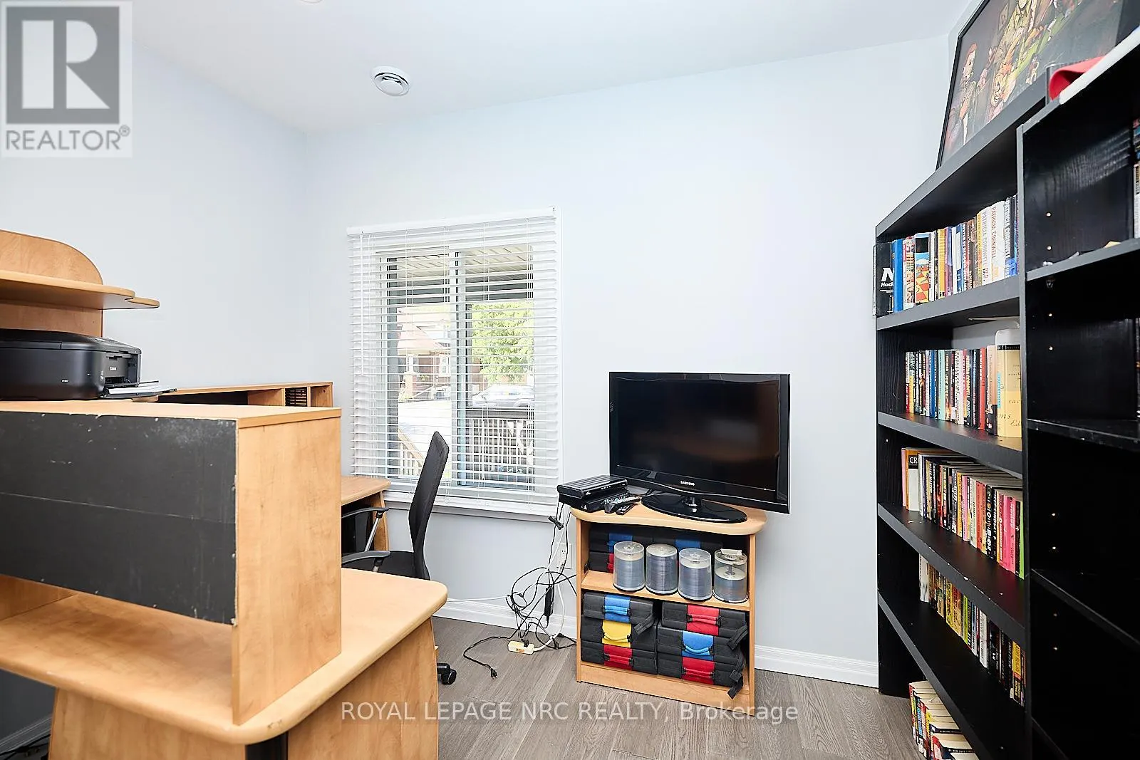 2 FAIRBURN AVENUE