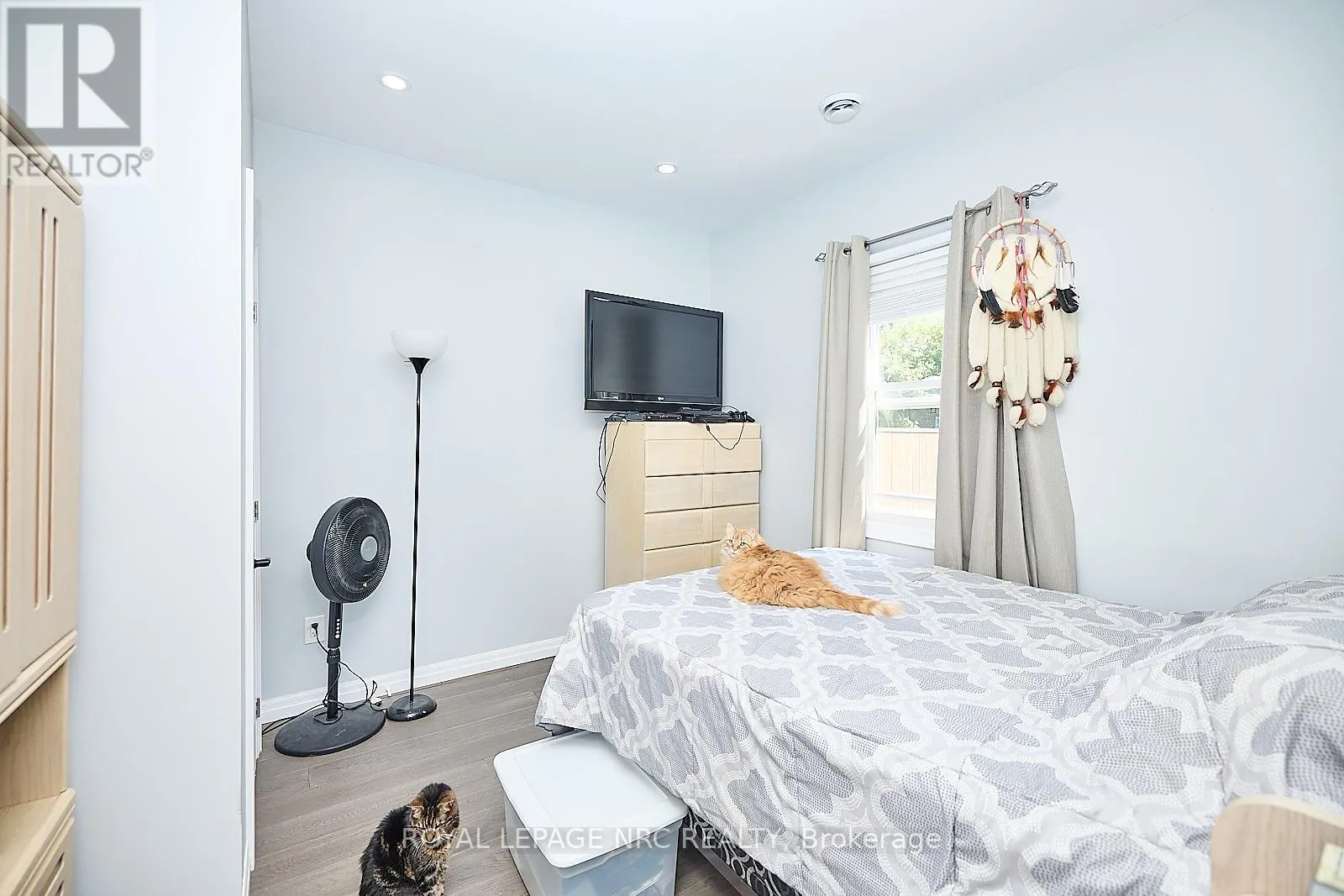 2 FAIRBURN AVENUE