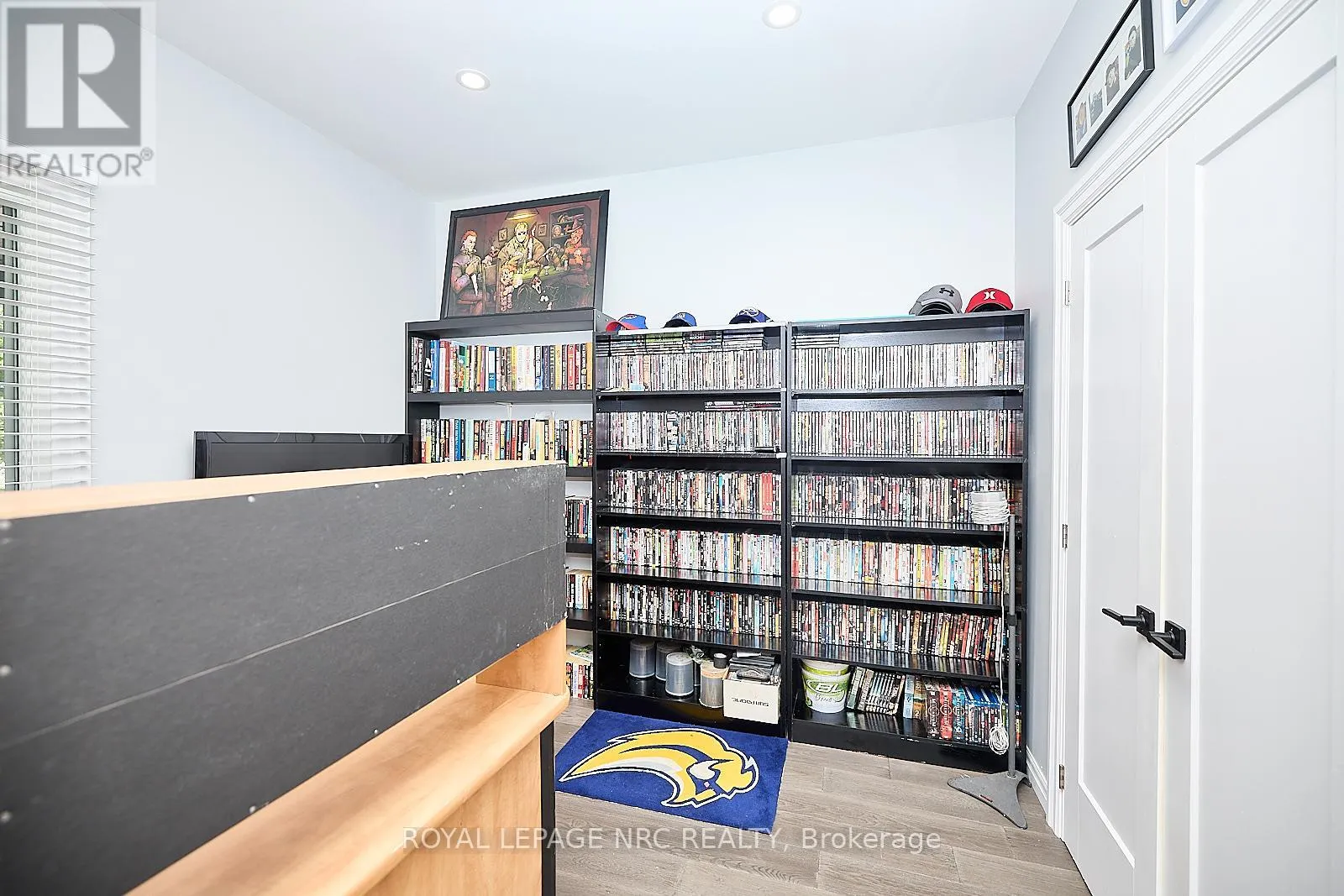 2 FAIRBURN AVENUE
