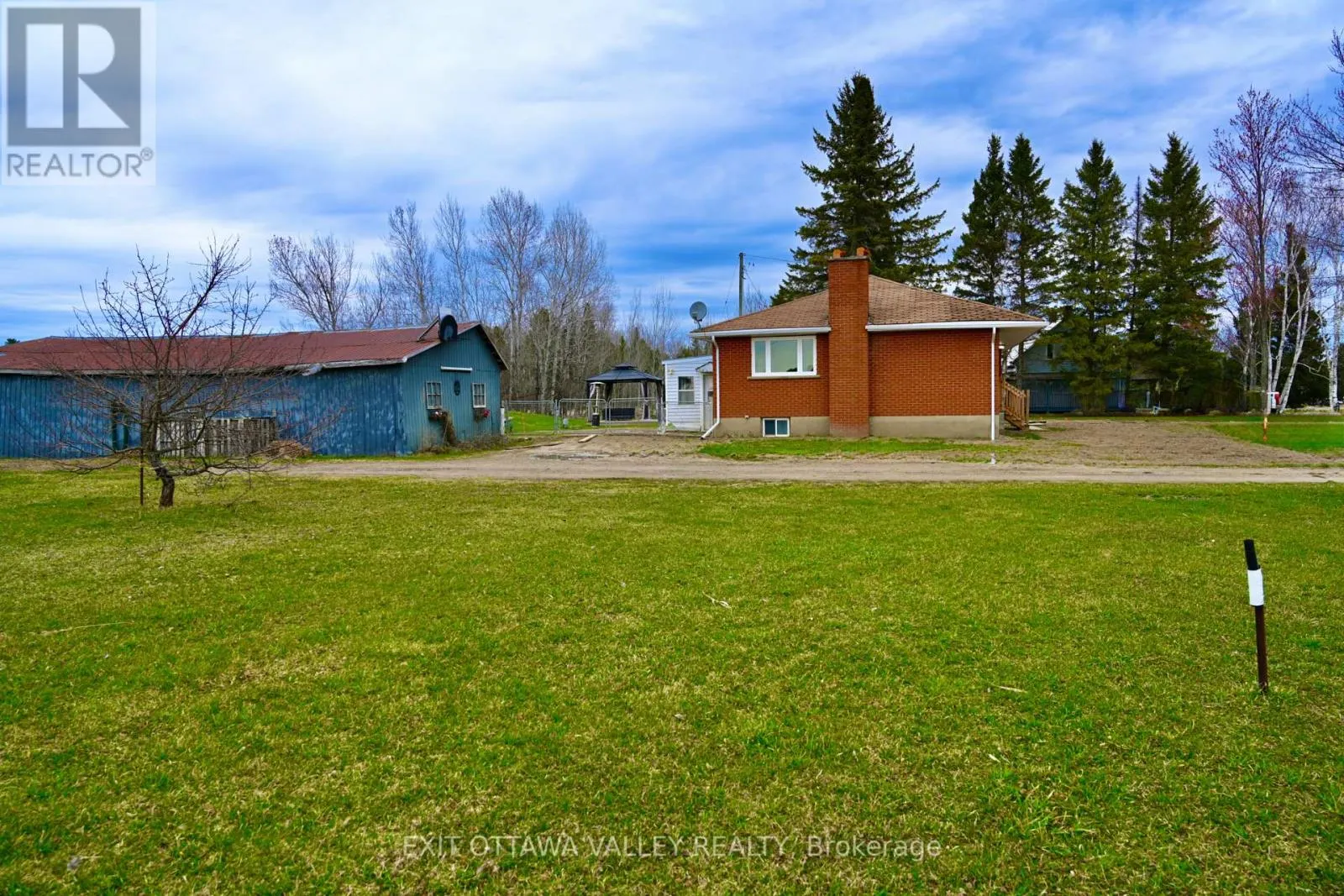 2047 LAPASSE ROAD