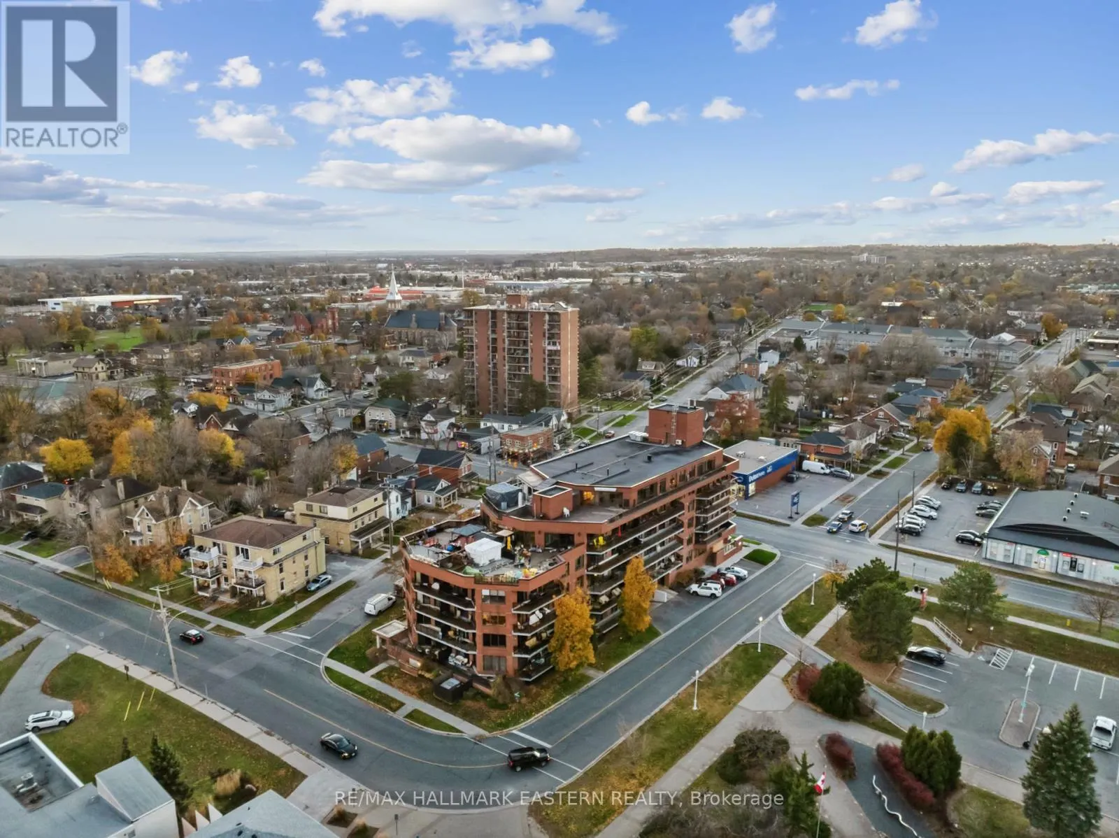 502 - 2 GEORGE STREET N, #502