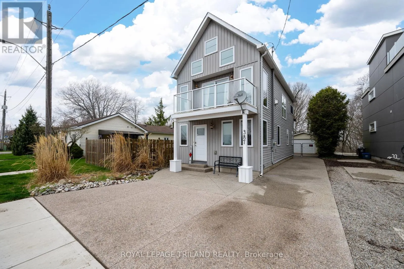 387 FRONT STREET