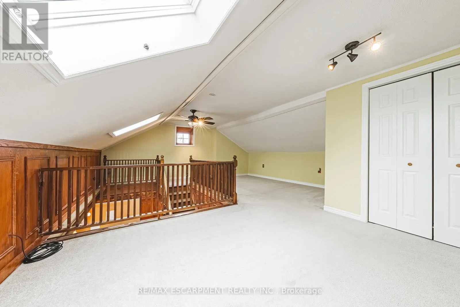 110 FREELTON ROAD