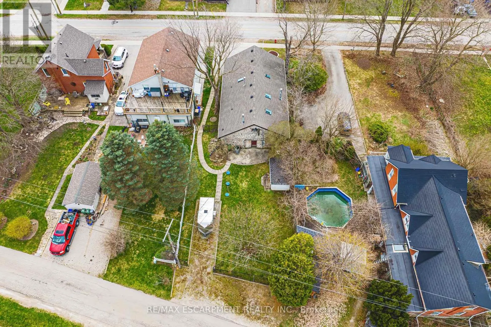110 FREELTON ROAD