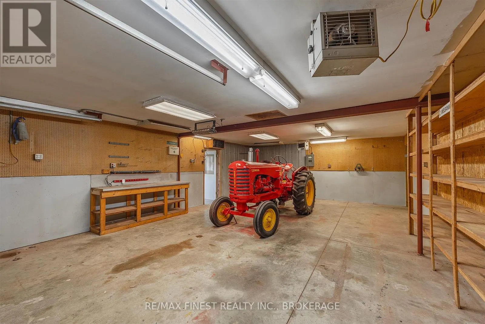 2800 FRONT ROAD
