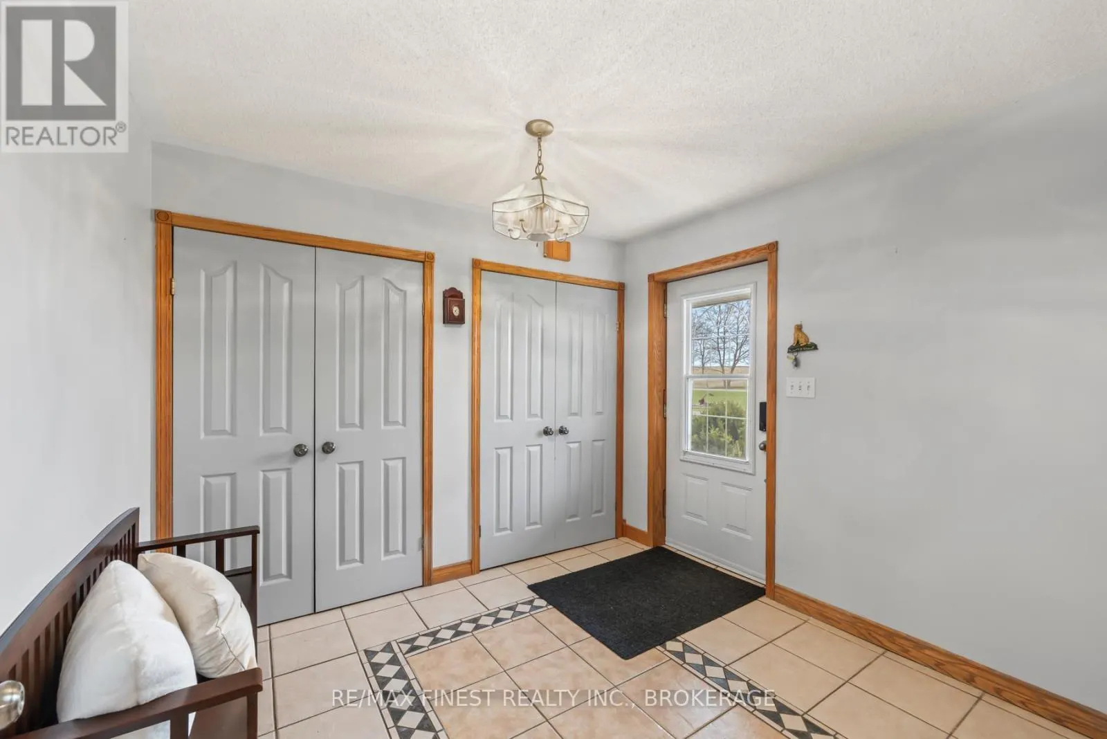 2800 FRONT ROAD