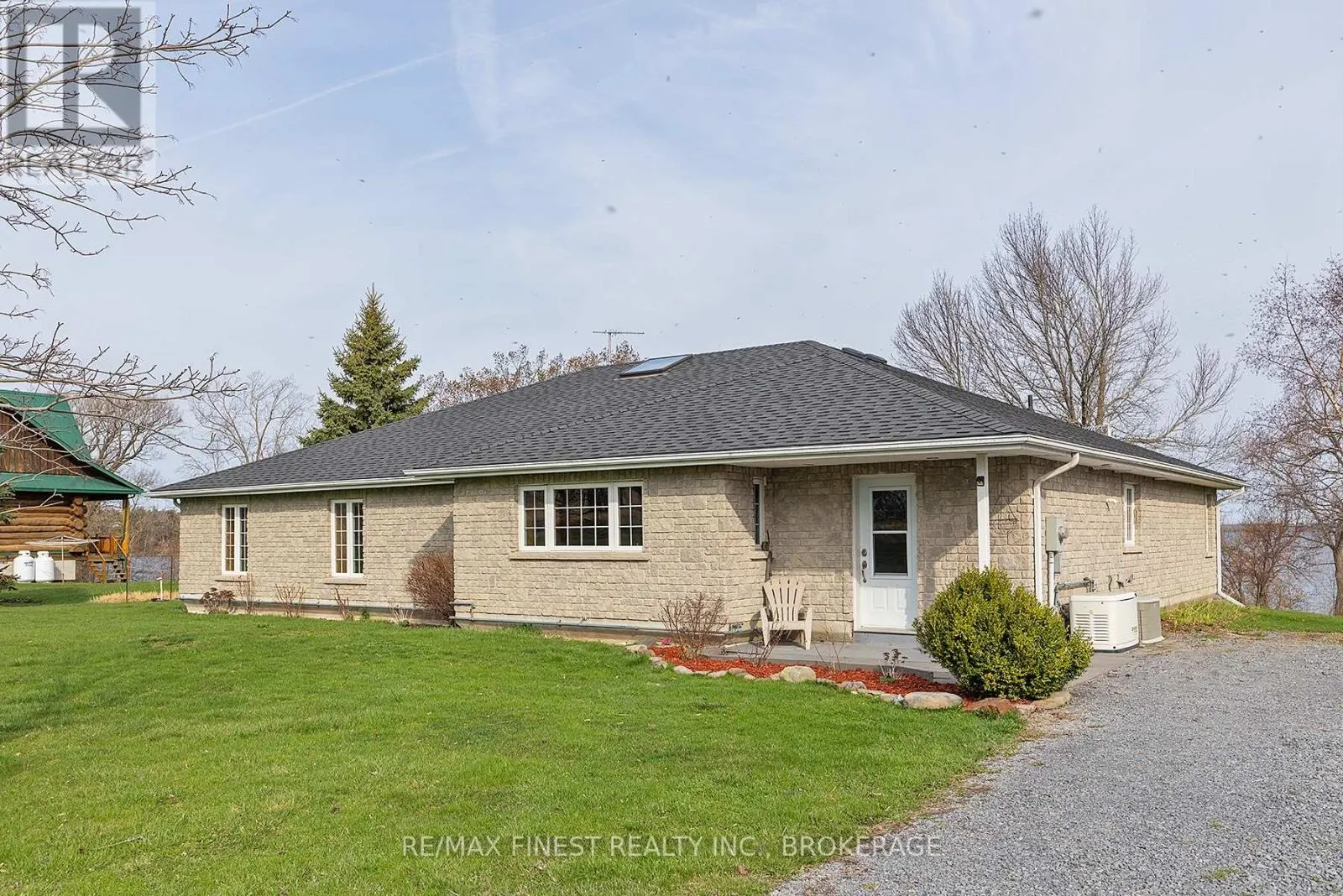 2800 FRONT ROAD