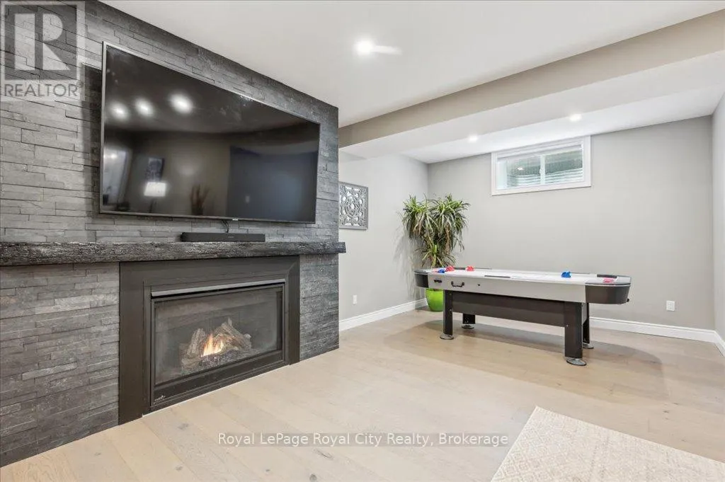 51 ARISS GLEN DRIVE