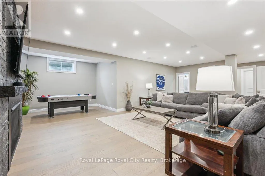 51 ARISS GLEN DRIVE