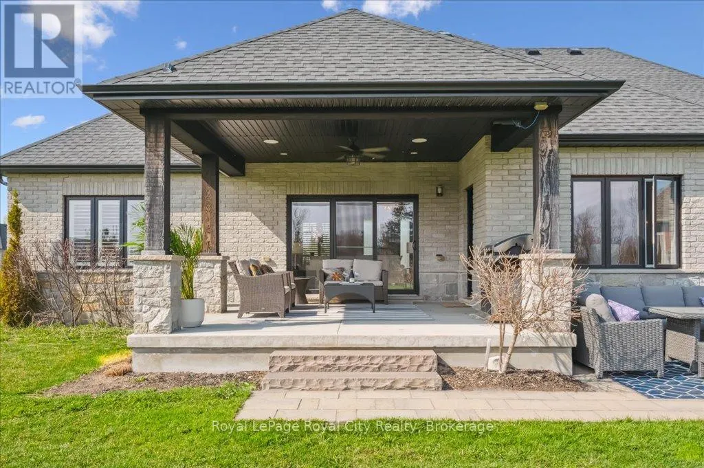 51 ARISS GLEN DRIVE