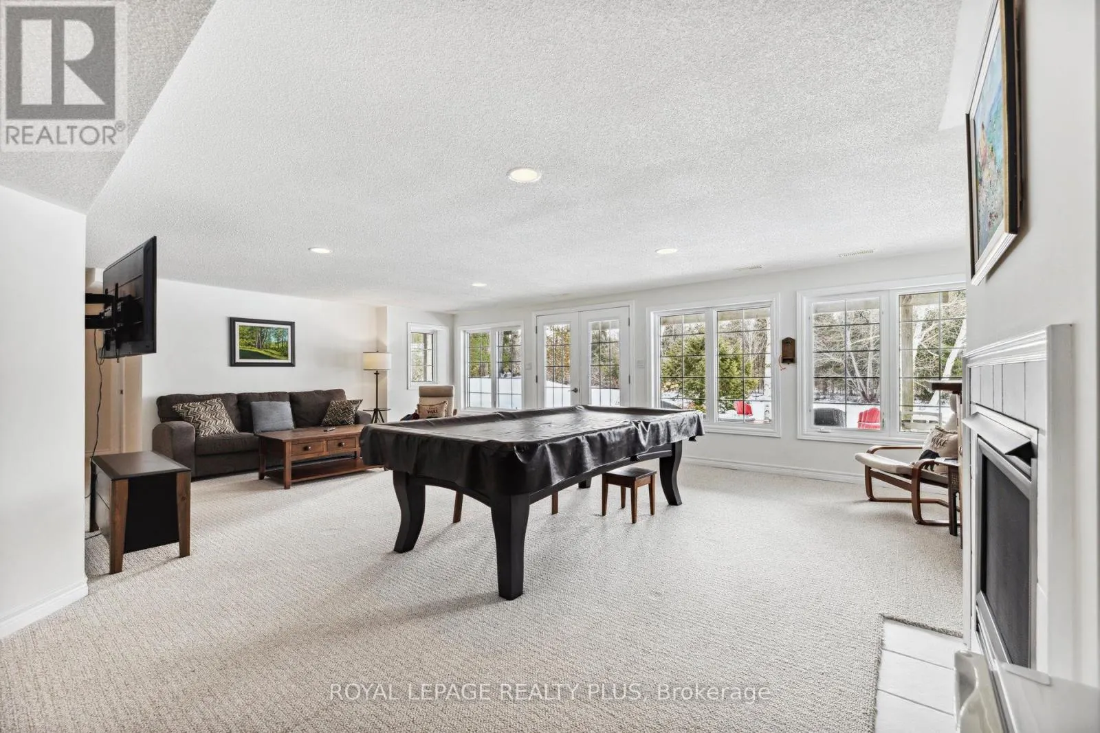 16 BLACK BEAR DRIVE