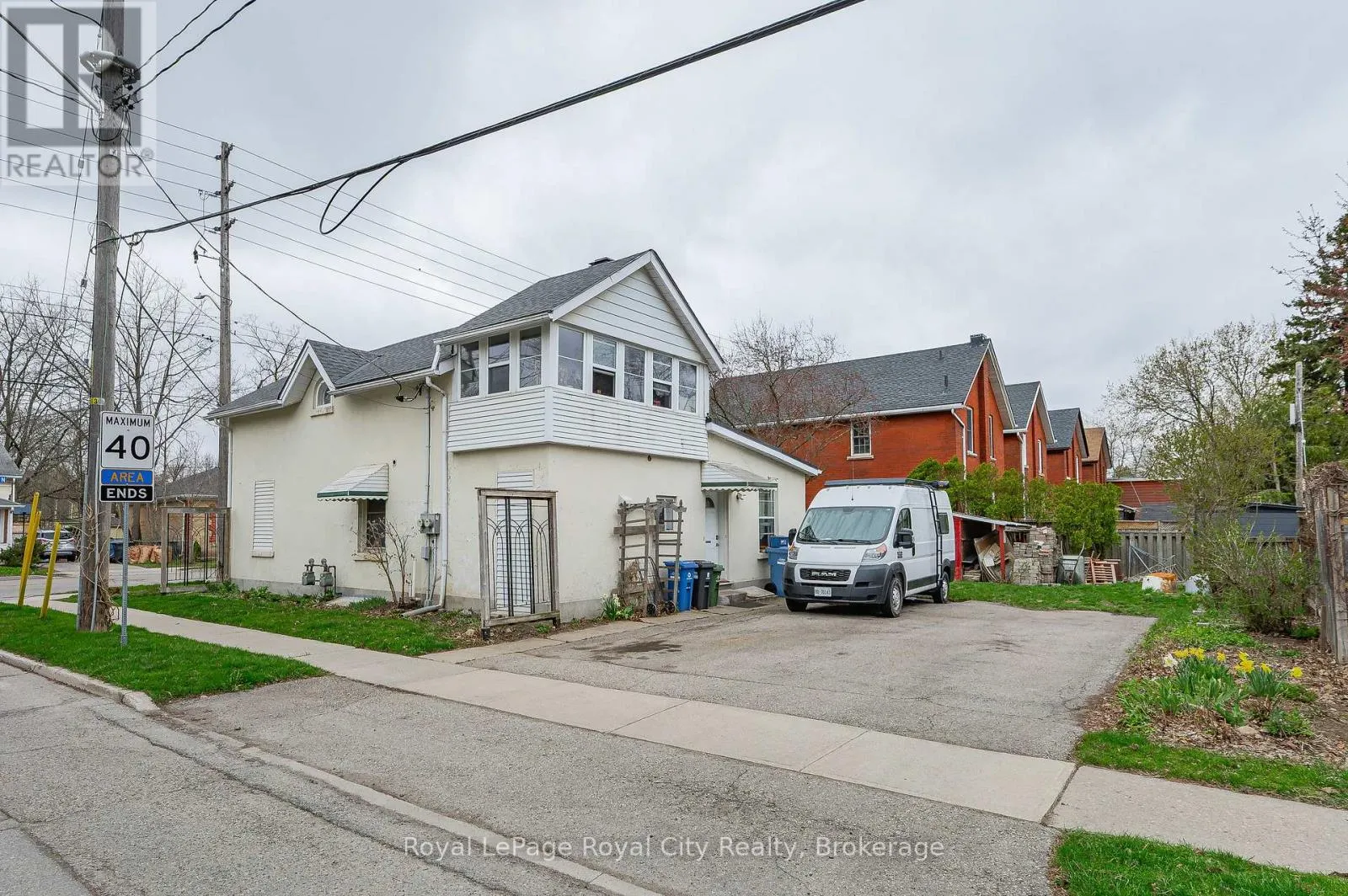 81 EDINBURGH ROAD N