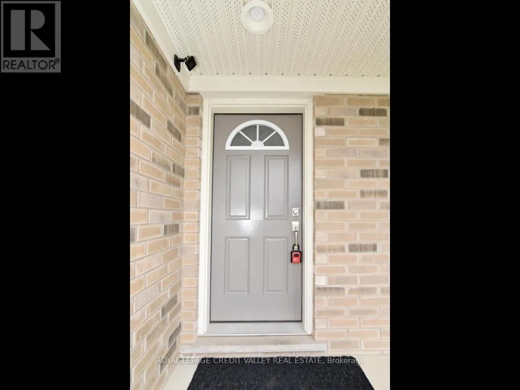 20 FOX HOLLOW COURT
