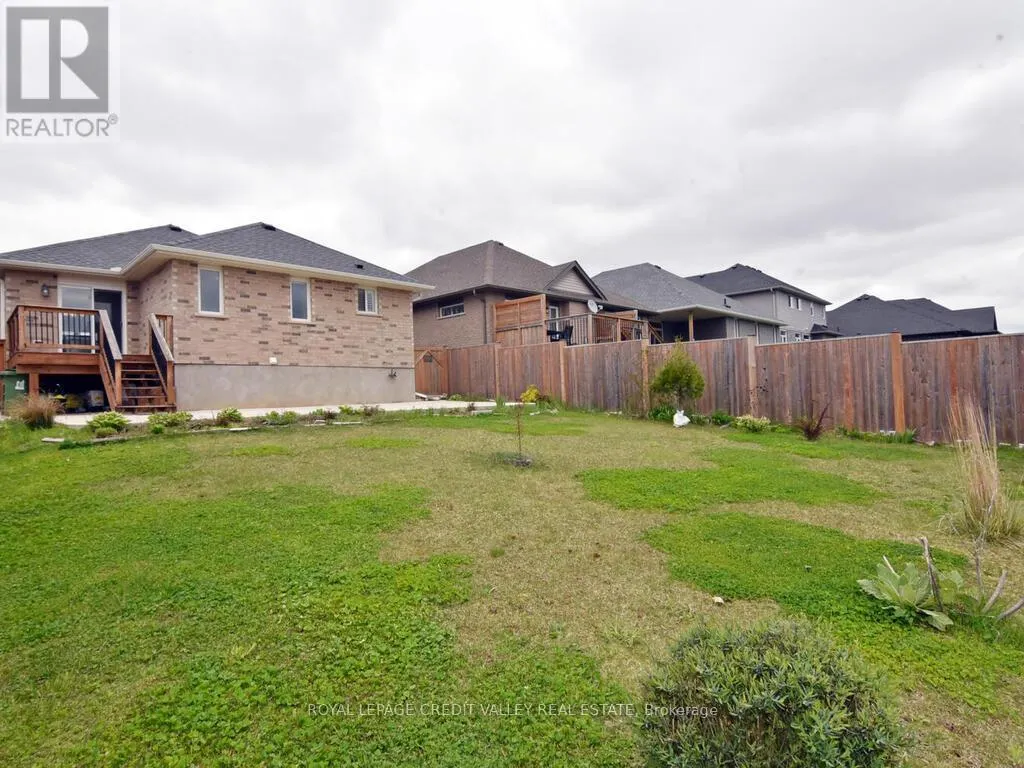 20 FOX HOLLOW COURT