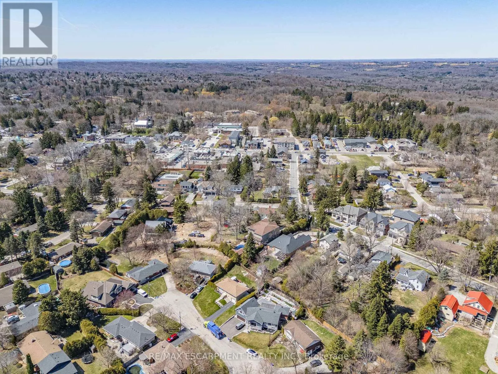 77 HILL CREST