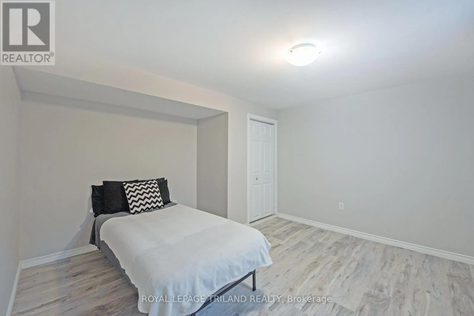 24 DUNWICH DRIVE