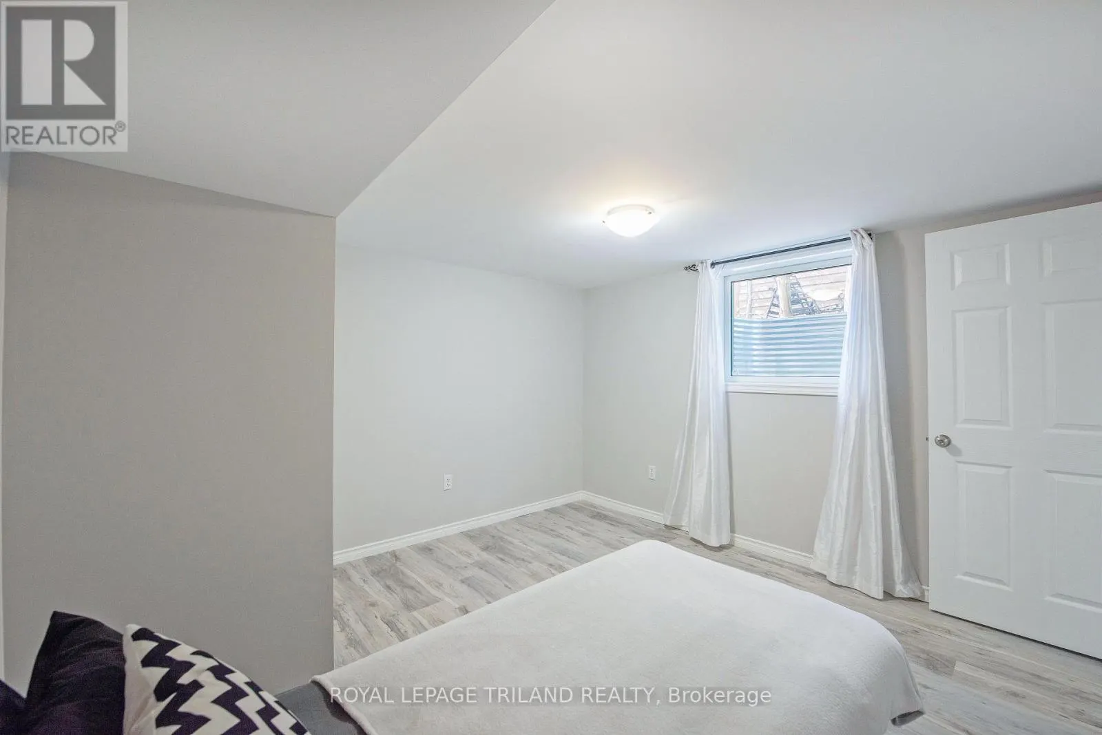 24 DUNWICH DRIVE