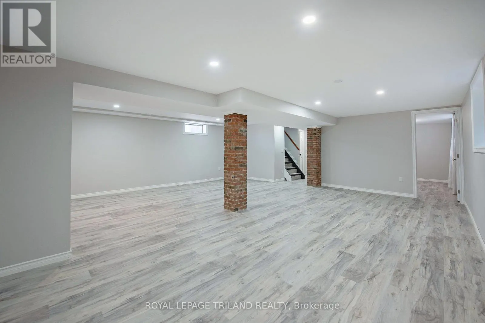 24 DUNWICH DRIVE