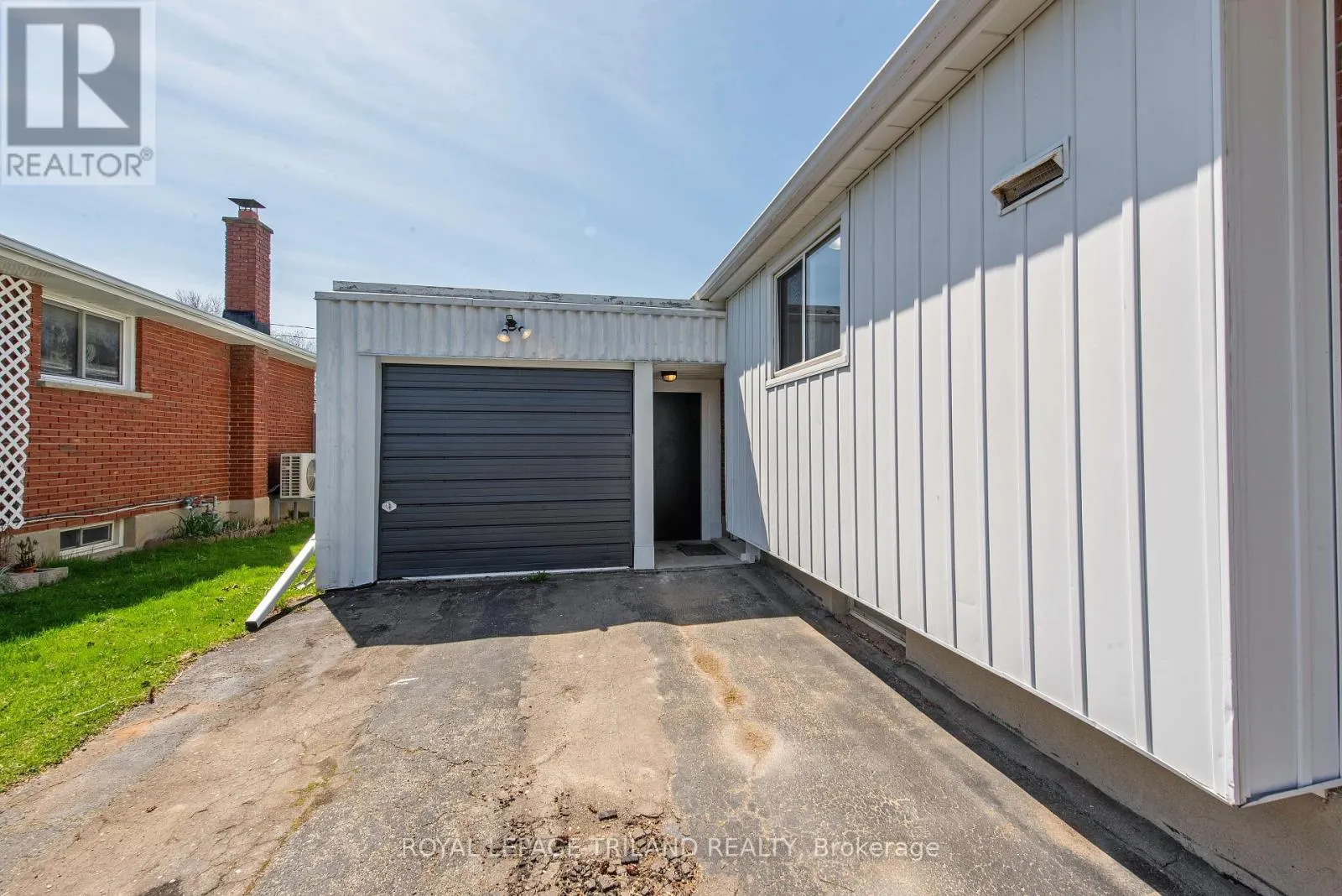 24 DUNWICH DRIVE