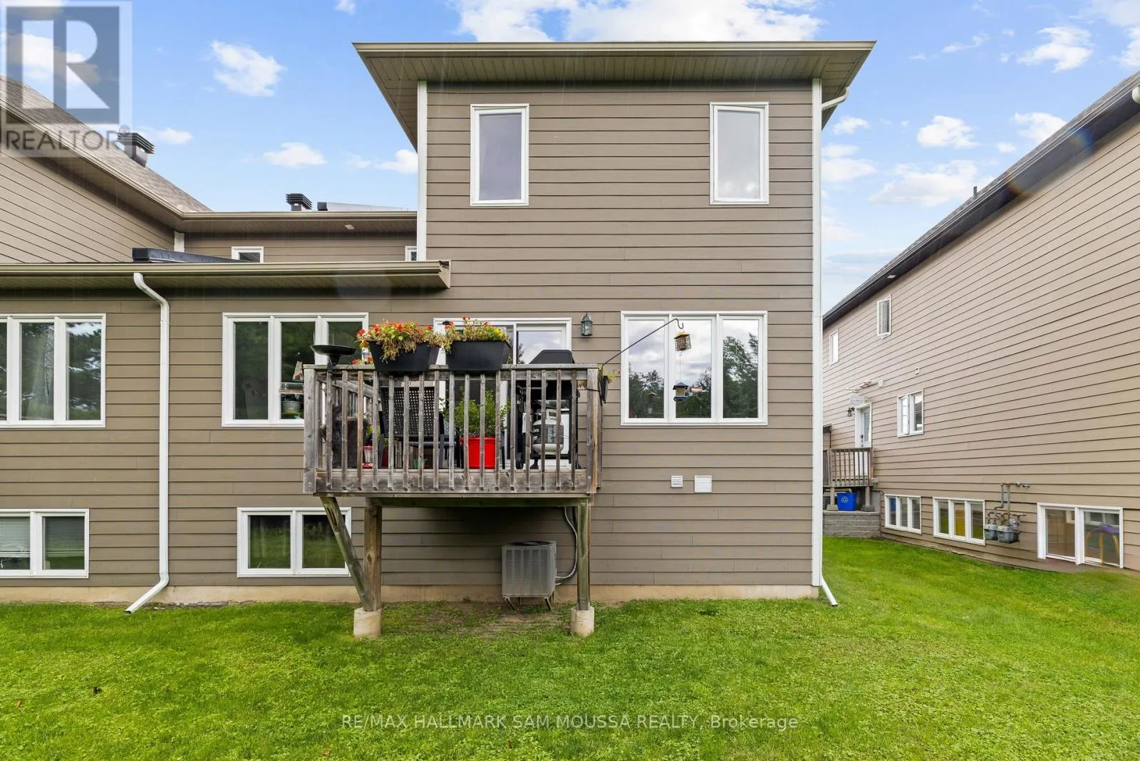 1176 SOUTH RUSSELL ROAD