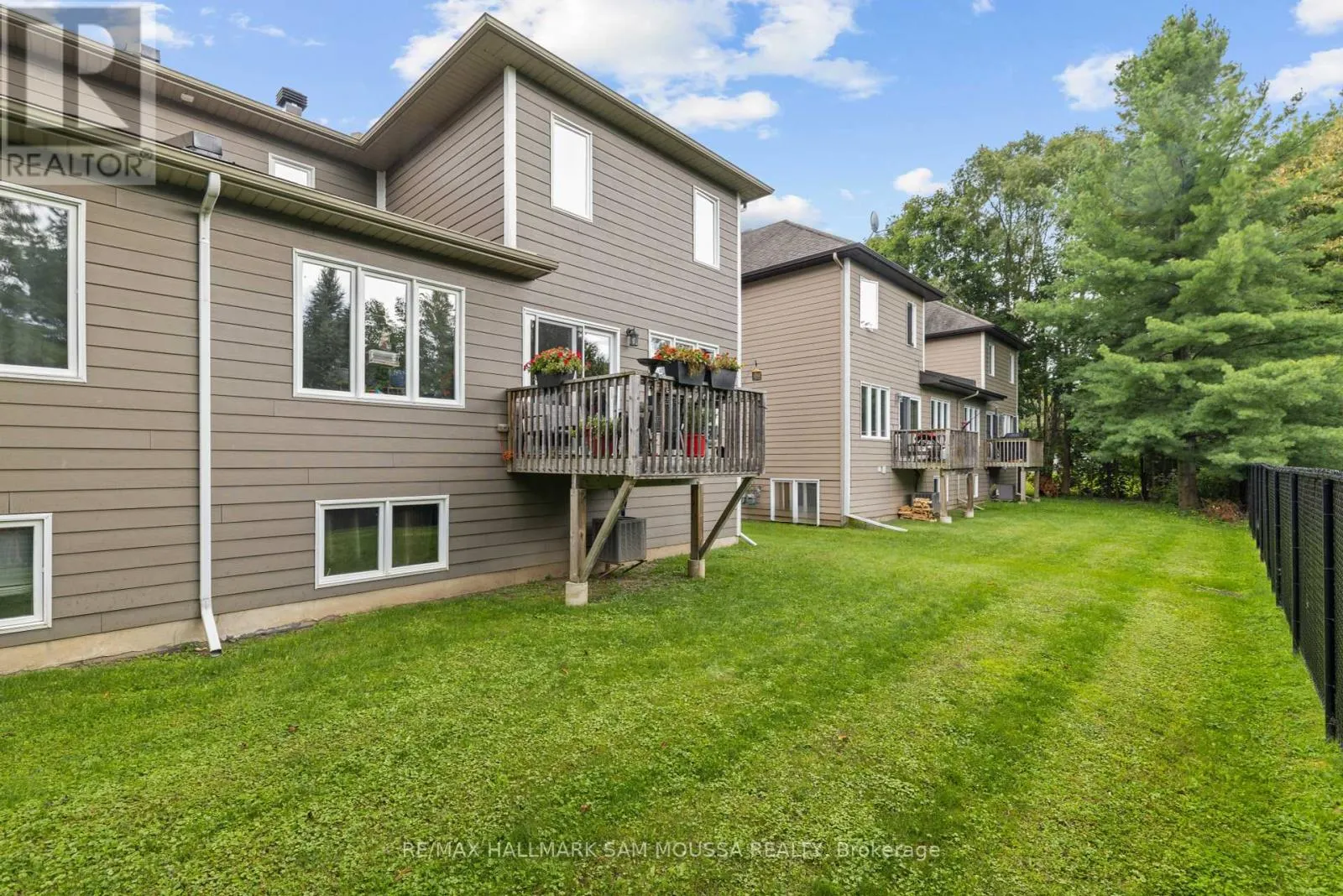 1176 SOUTH RUSSELL ROAD