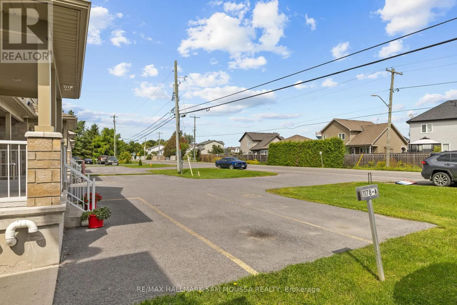 1176 SOUTH RUSSELL ROAD