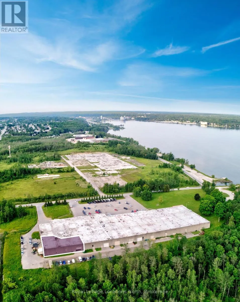 B - 3225 EAST BAYSHORE ROAD, #B