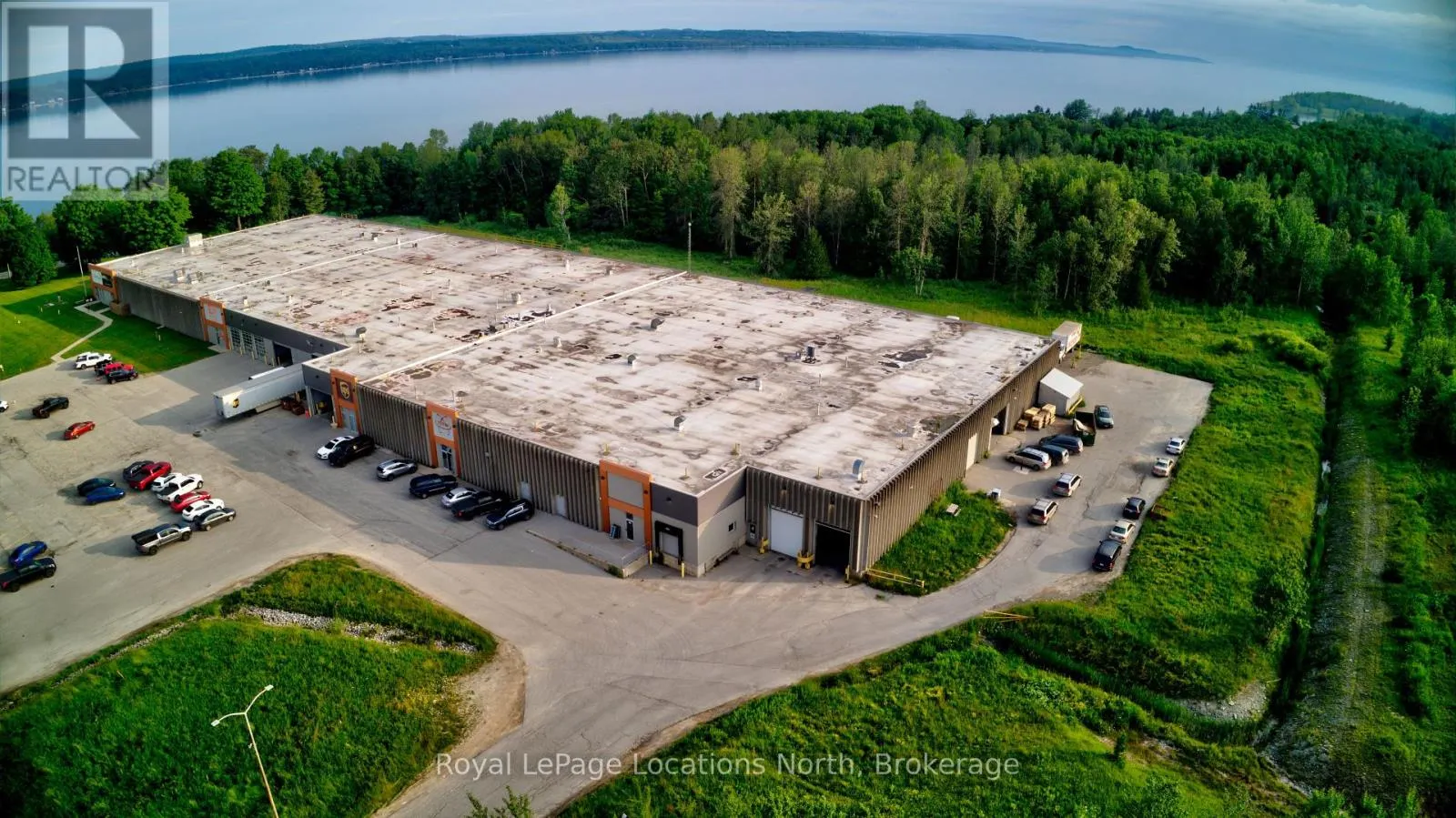 B - 3225 EAST BAYSHORE ROAD, #B