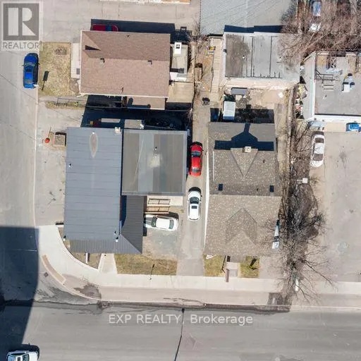 381-383 MONTREAL ROAD
