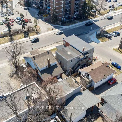 381-383 MONTREAL ROAD