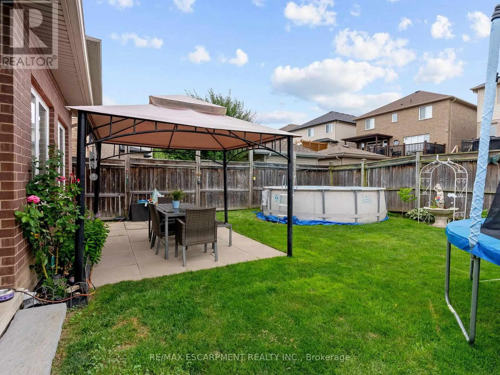 52 ARROWHEAD DRIVE