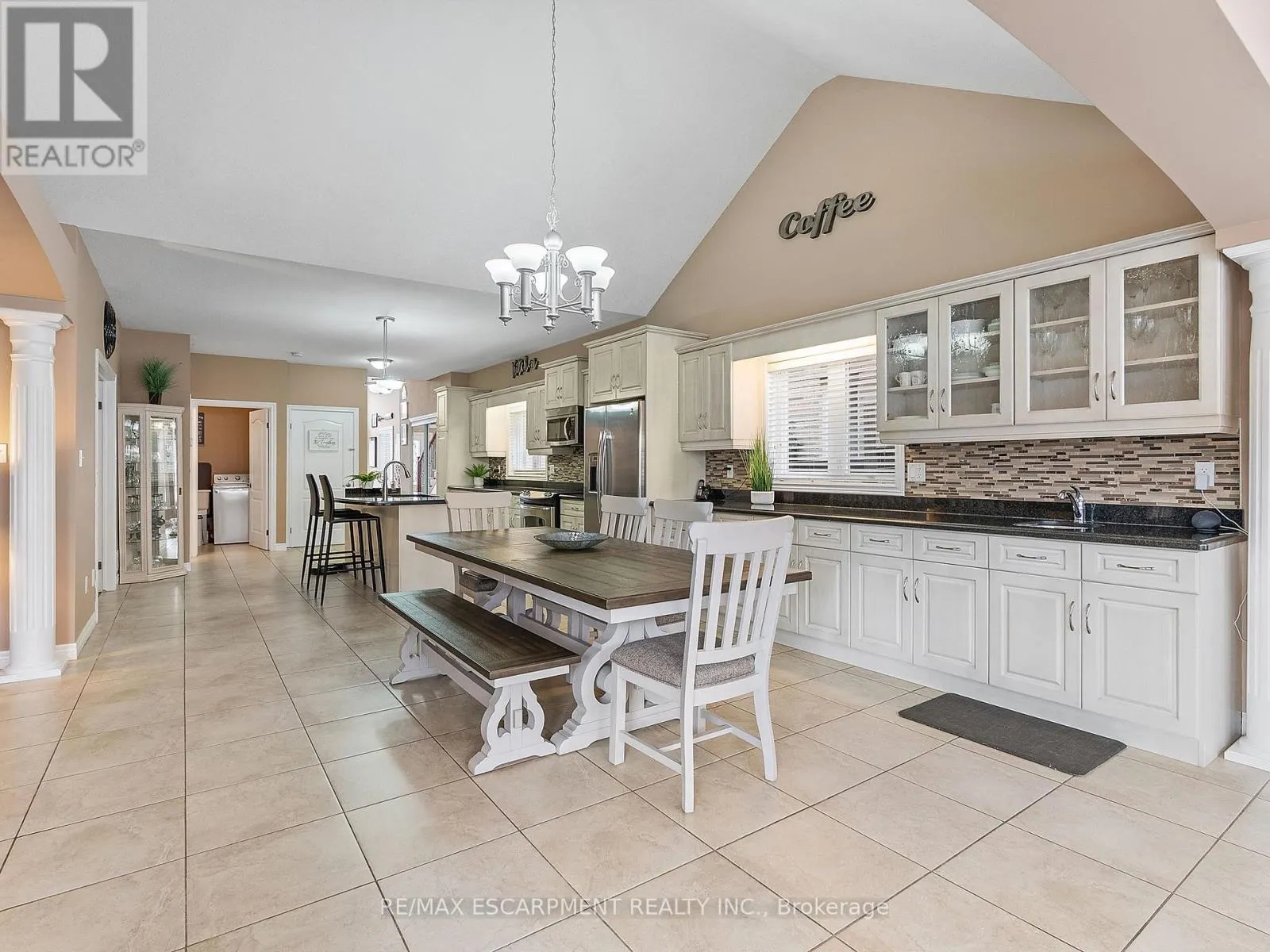 52 ARROWHEAD DRIVE