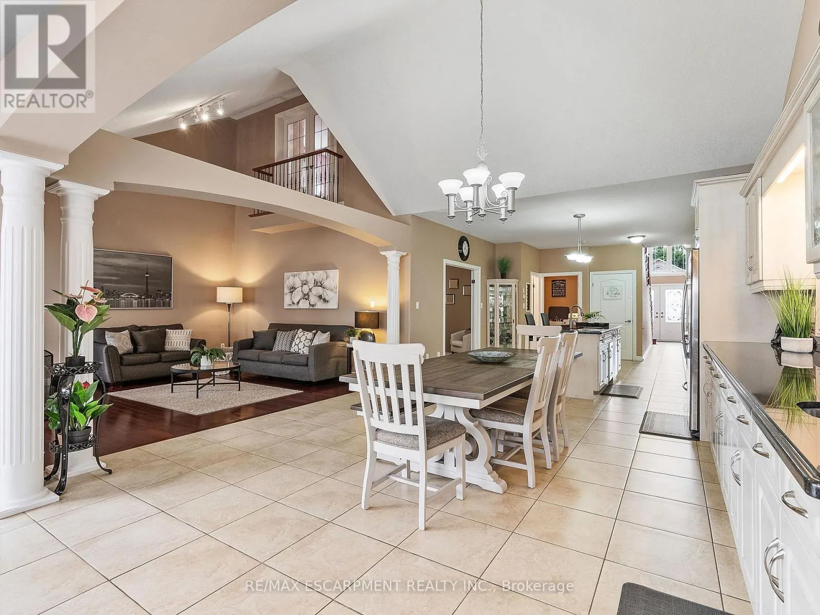 52 ARROWHEAD DRIVE