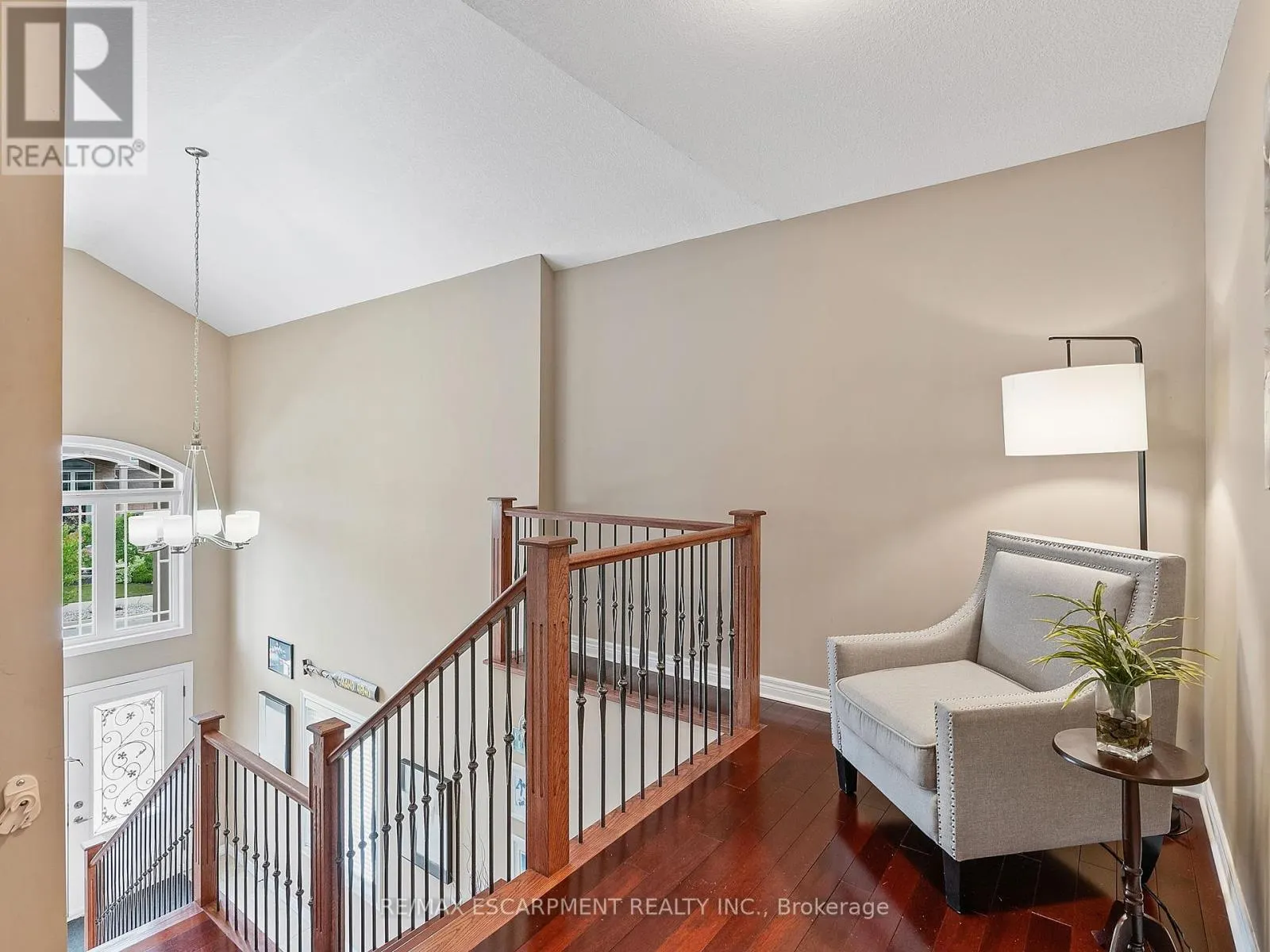 52 ARROWHEAD DRIVE