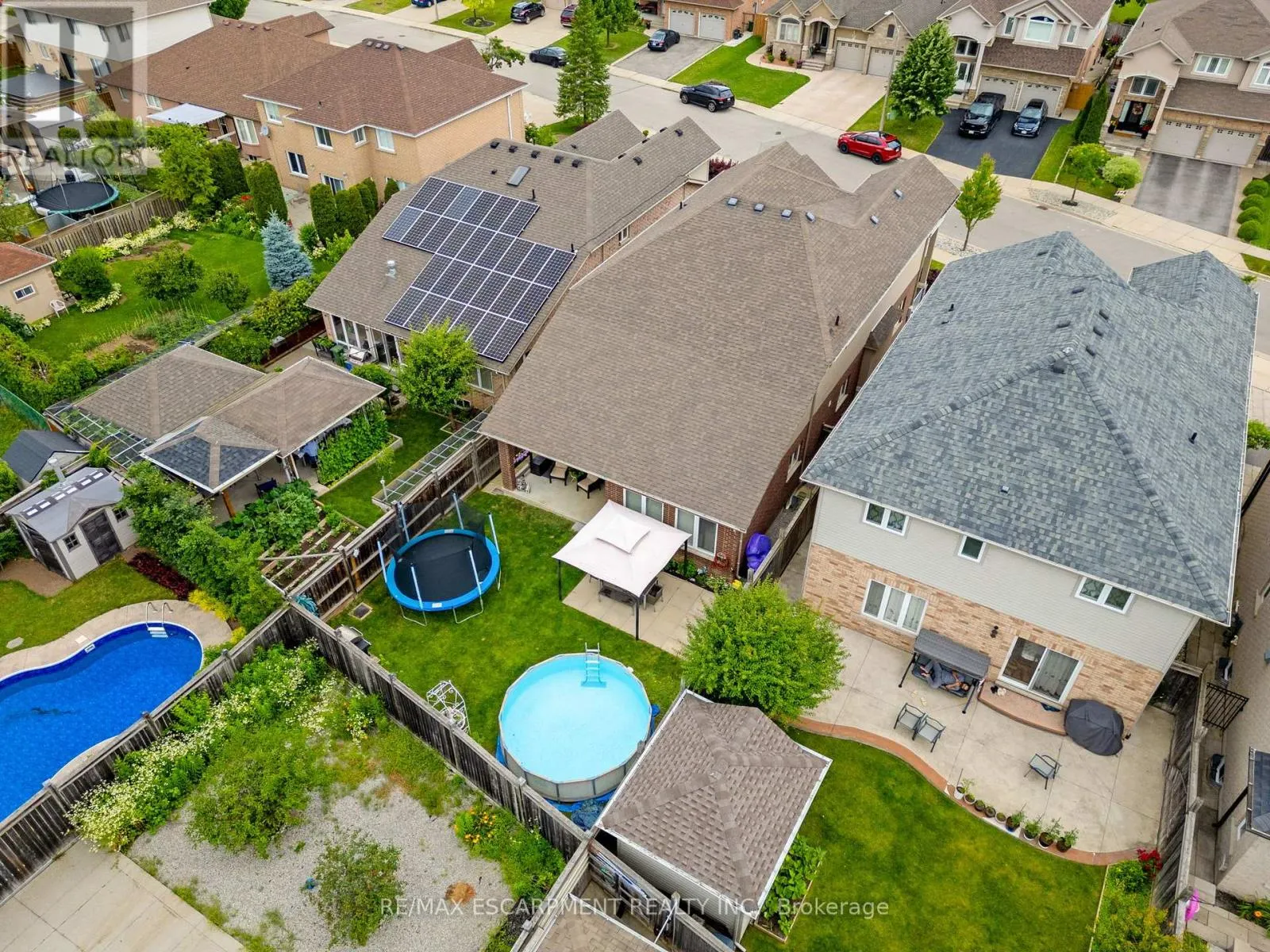 52 ARROWHEAD DRIVE