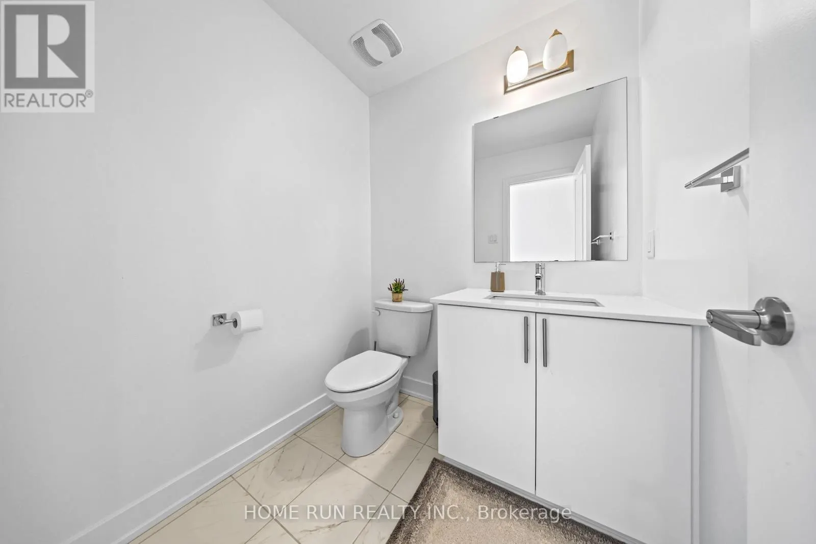 909 BECKTON HEIGHTS