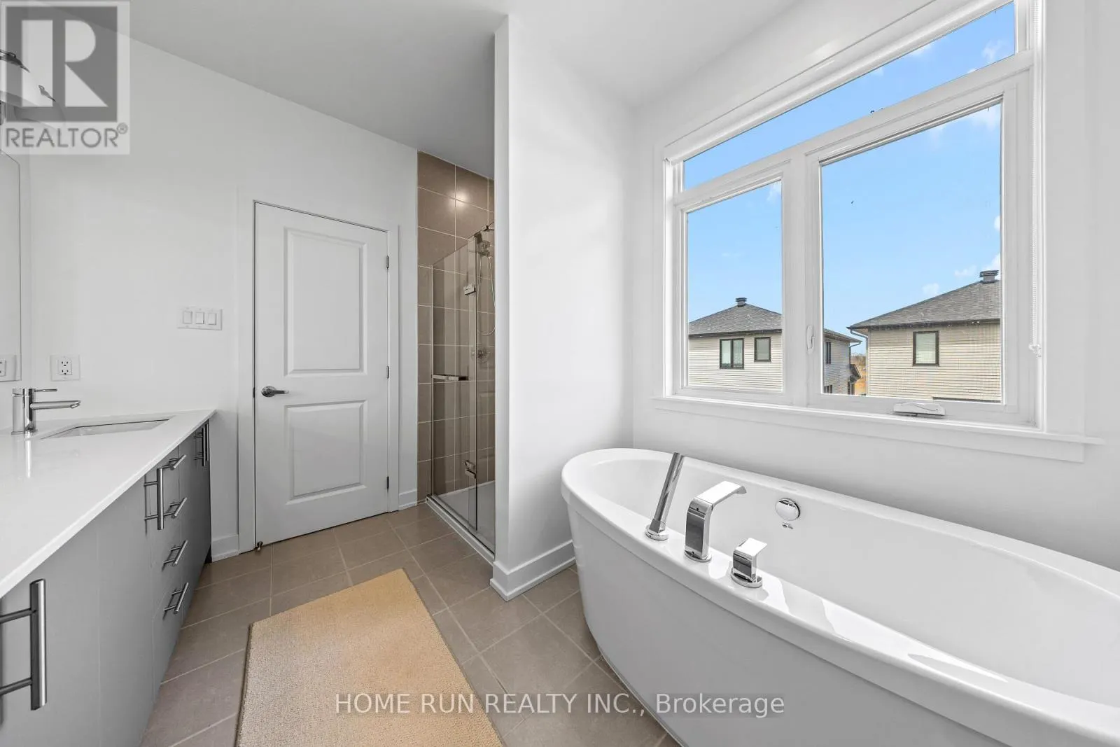 909 BECKTON HEIGHTS