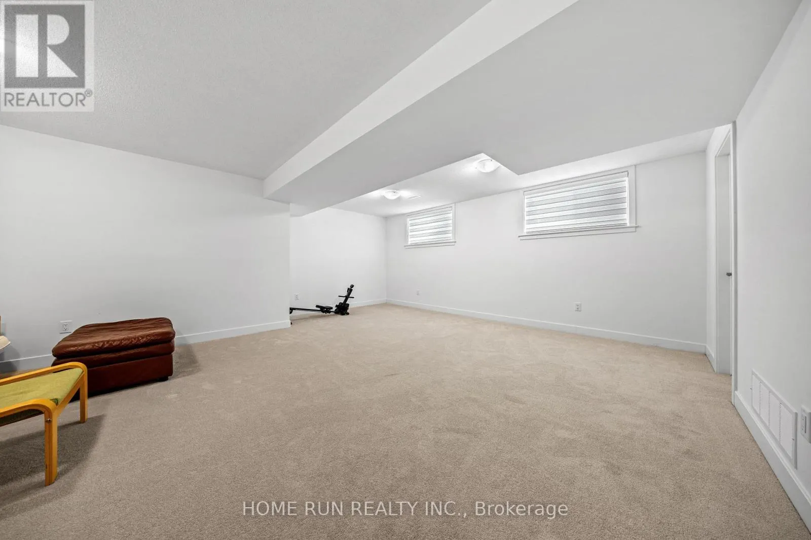909 BECKTON HEIGHTS