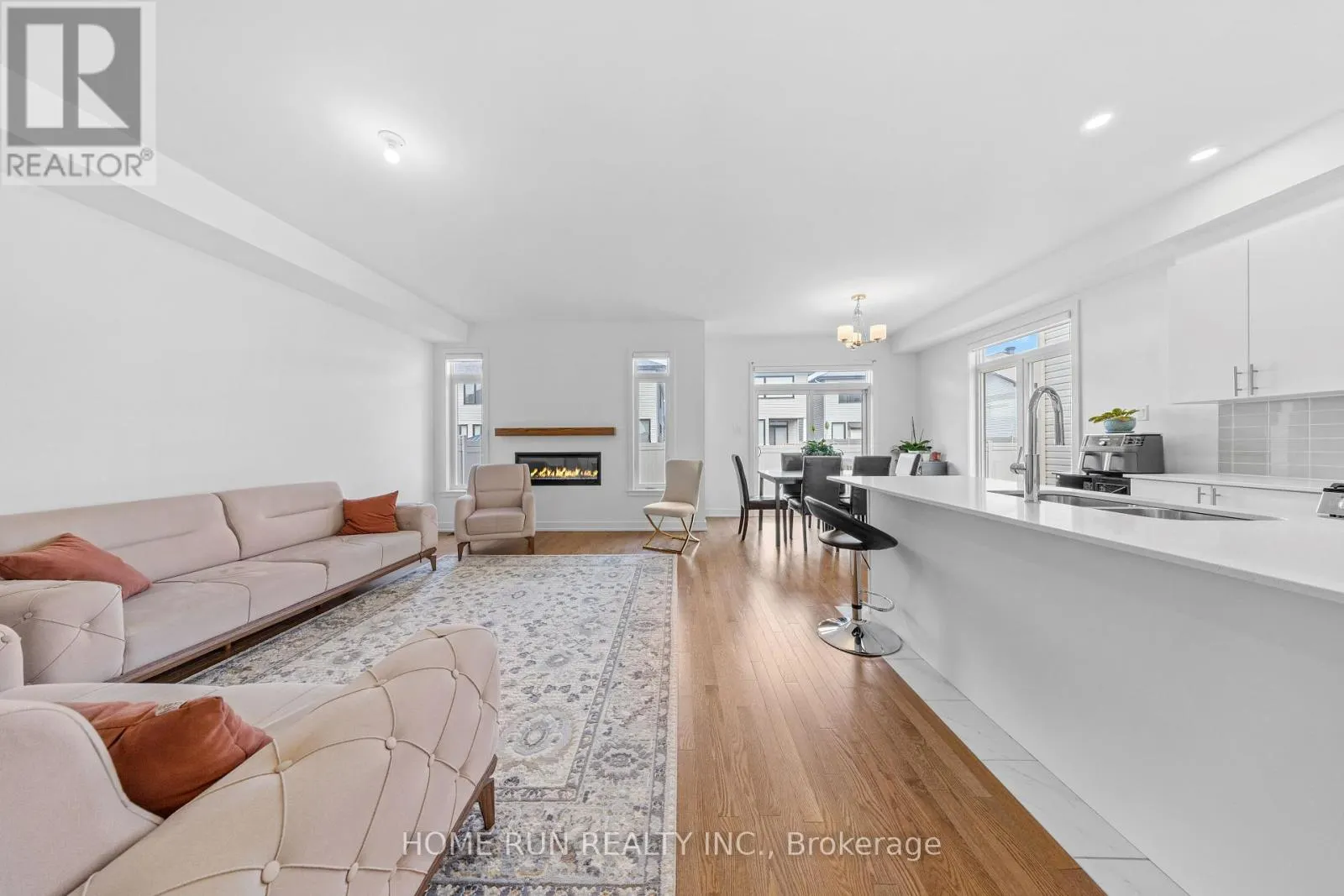 909 BECKTON HEIGHTS