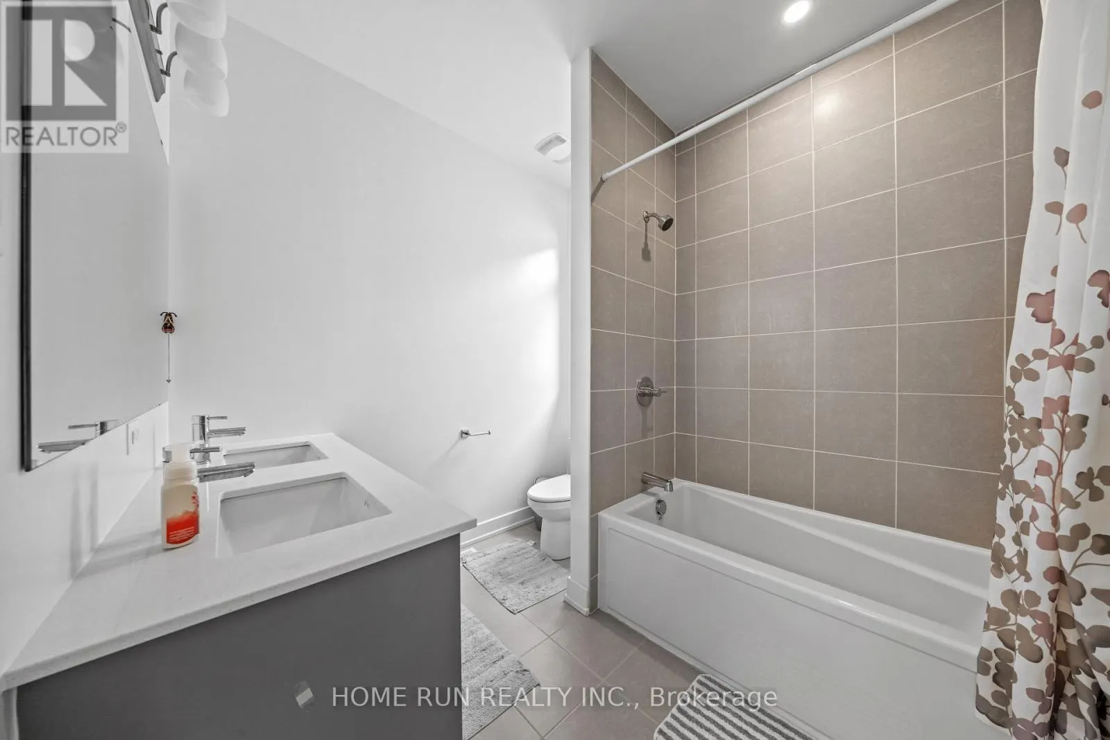 909 BECKTON HEIGHTS